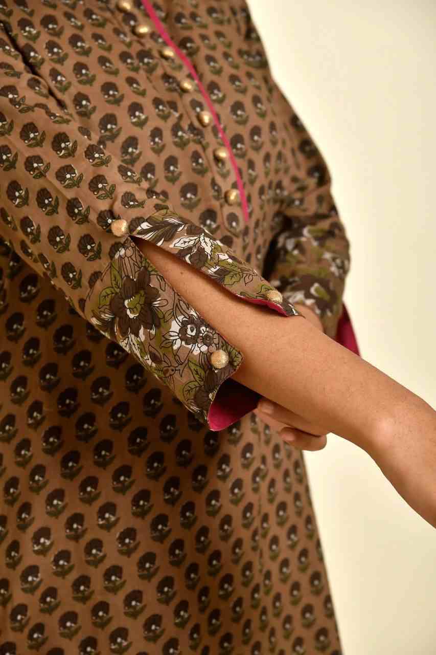 Naksh Brown Buti Printed Kurta And Megenta Pants (Set of 2)