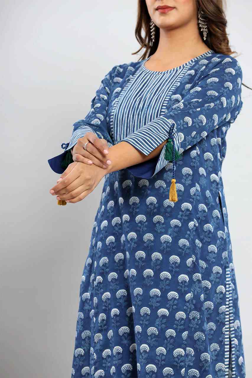 Naksh Indigo Bagru Booti Printed Kurta