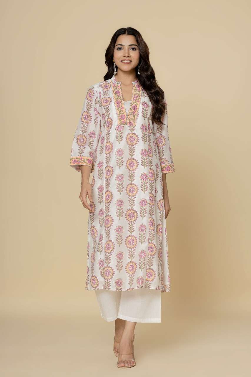 Naksh White Chanderi Straight Kurta