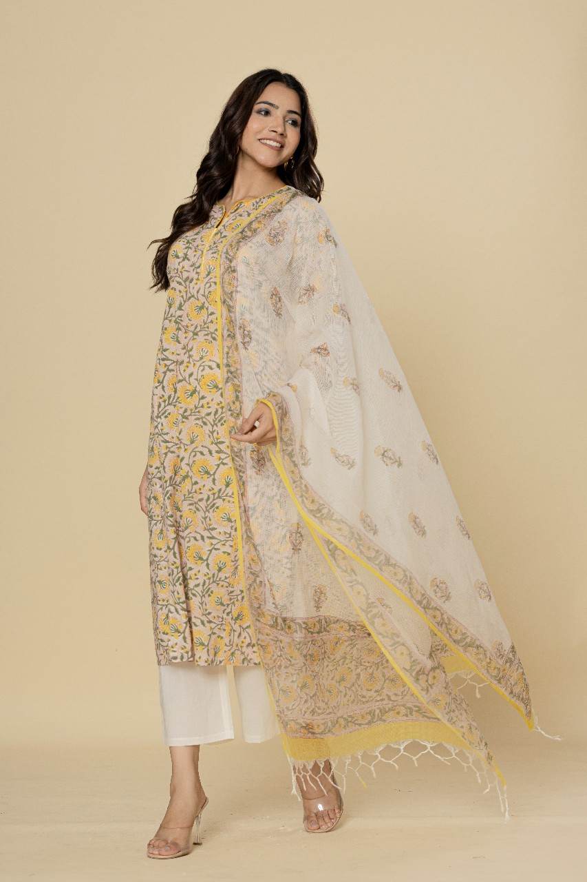 Naksh Floral Straight Kurta And Dupatta (Set of 2)
