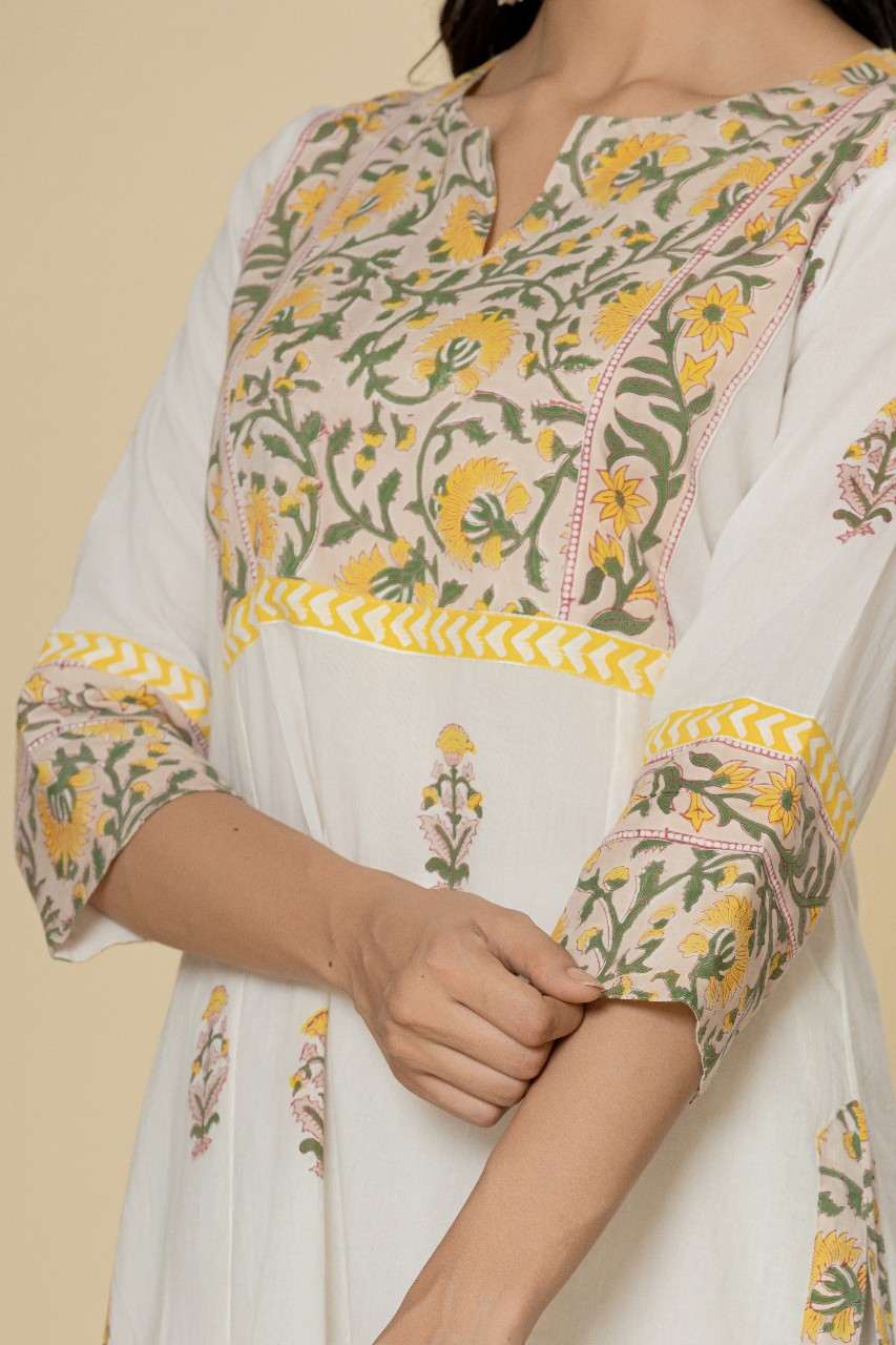 Naksh Off-White Straight Kurta And Dupatta (Set of 2)