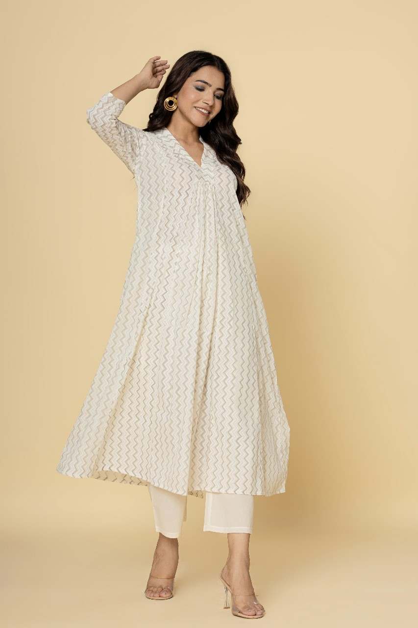 Naksh Off-White Khadi Printed Kurta And Pants(Set of 2)