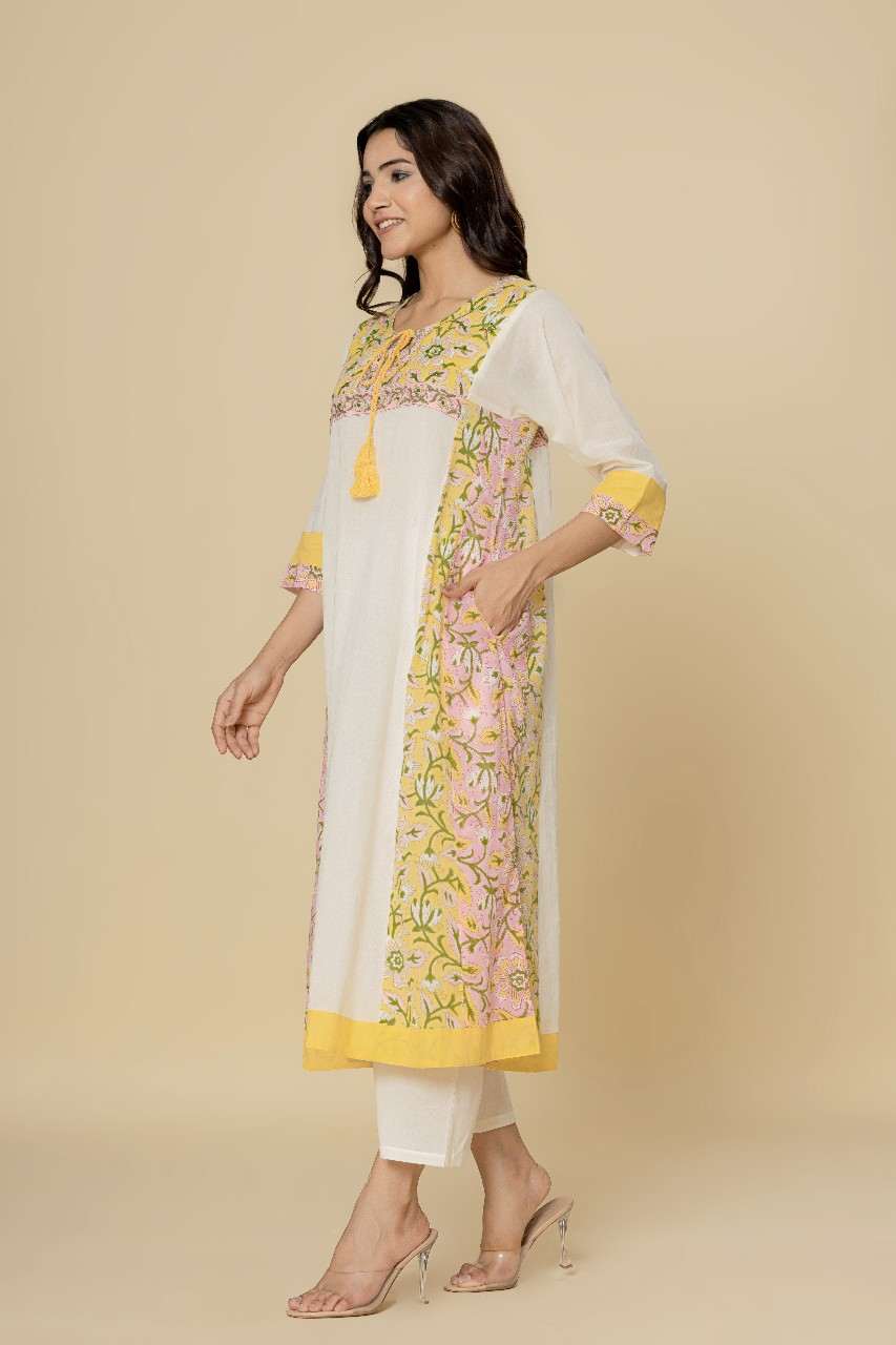 Naksh White A-Line Kurta With Printed Side Kalis