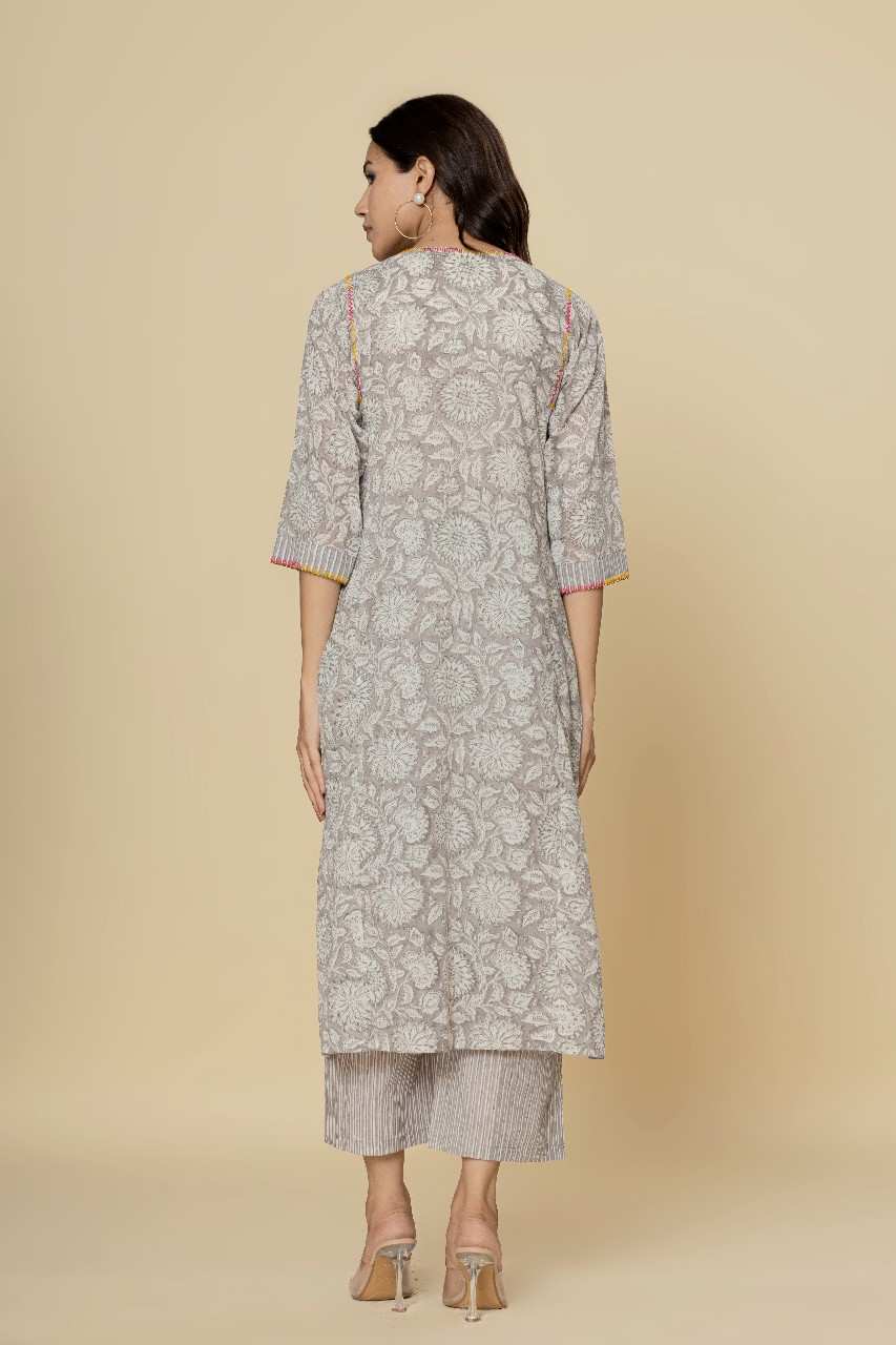 Naksh Grey Straight Kurta with Pants (Set of 2)