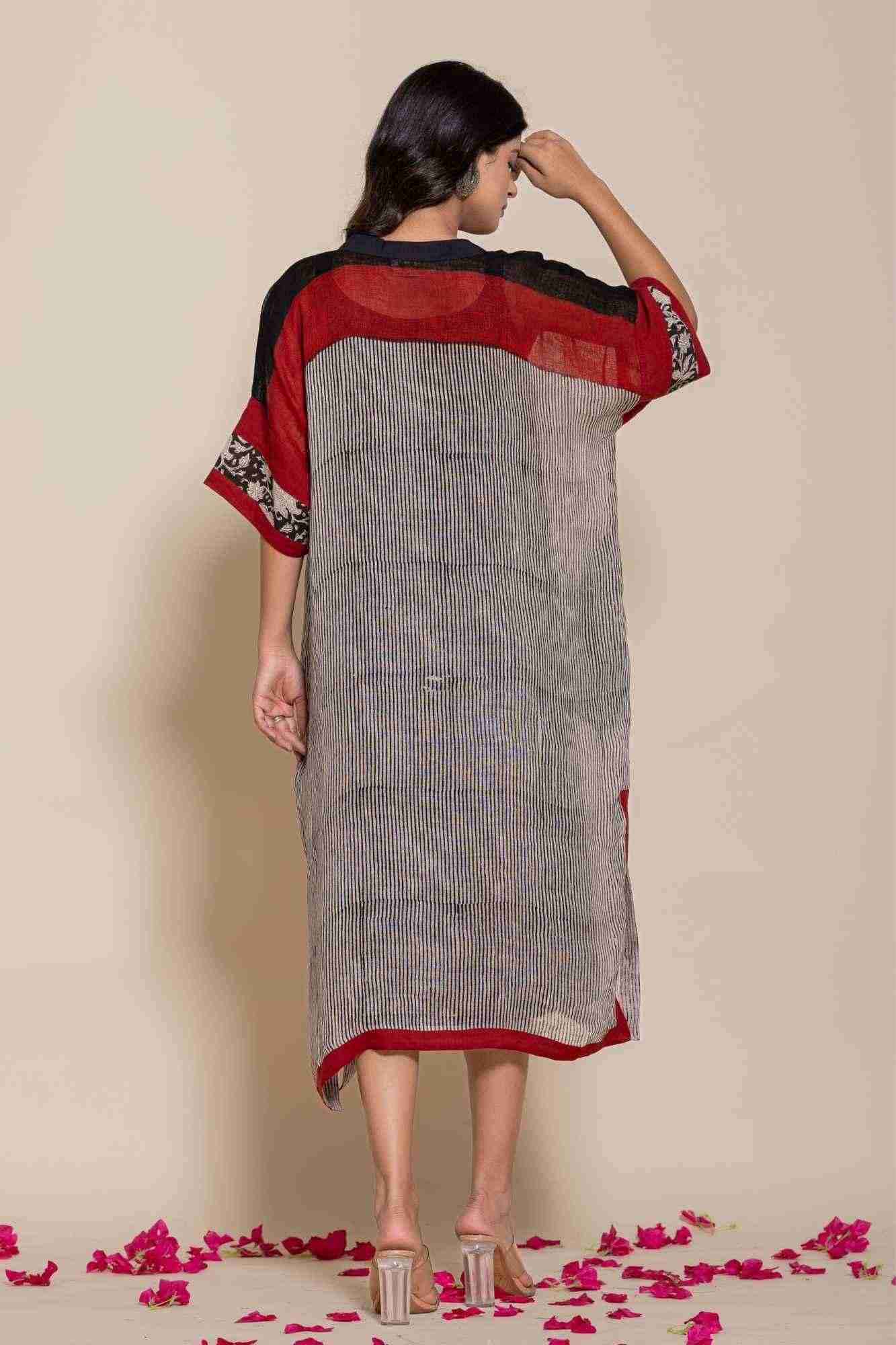 Naksh Pure Linen Free Size Black Kaftan-Dress With Customizable Inner