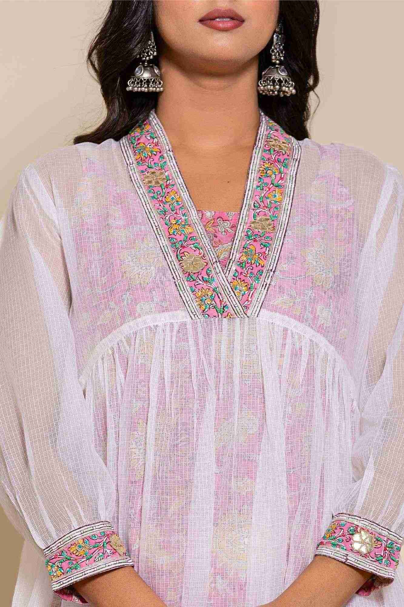 Naksh White Kota Doriya Kurta With Printed Inner And Pants