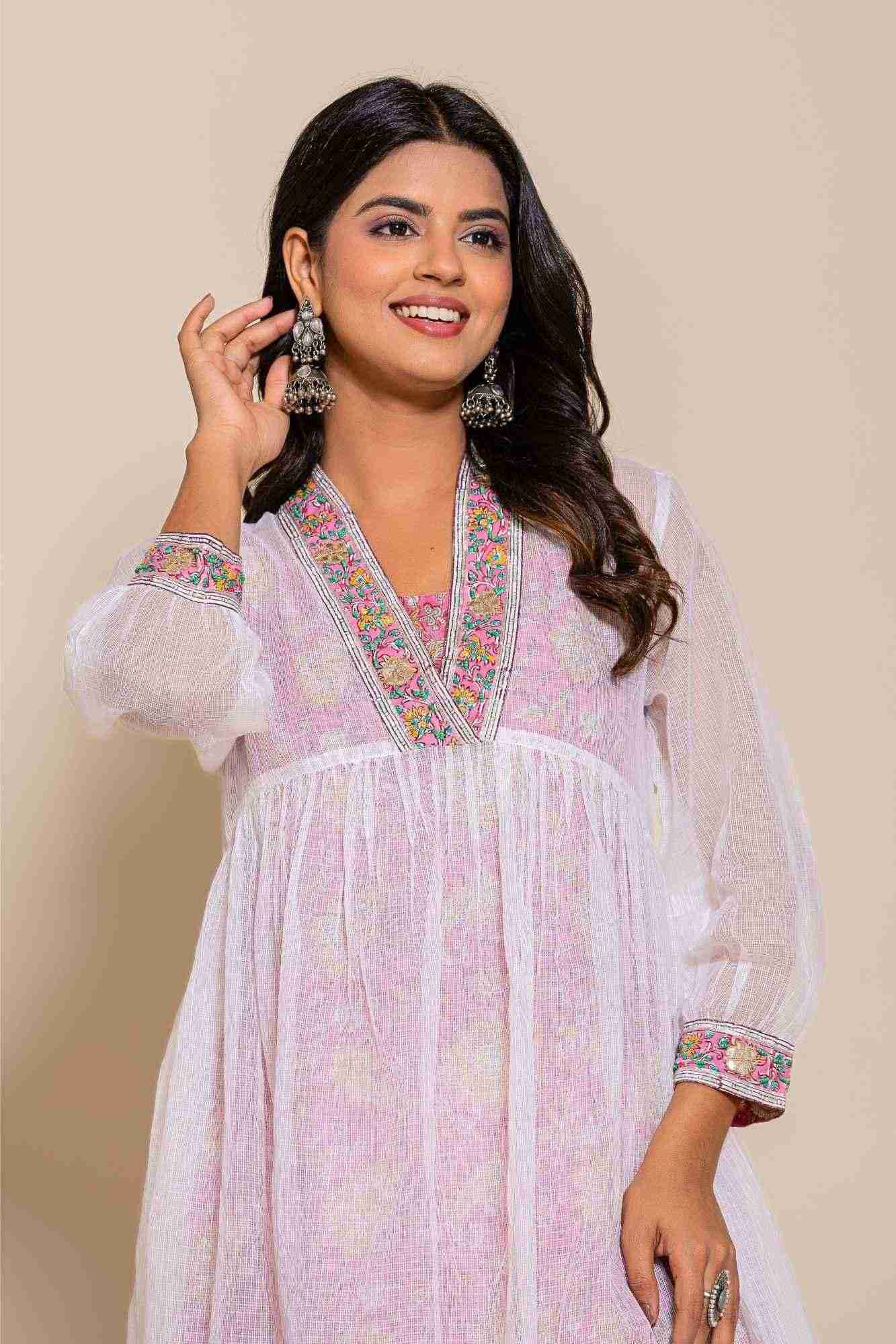 Naksh White Kota Doriya Kurta With Printed Inner And Pants