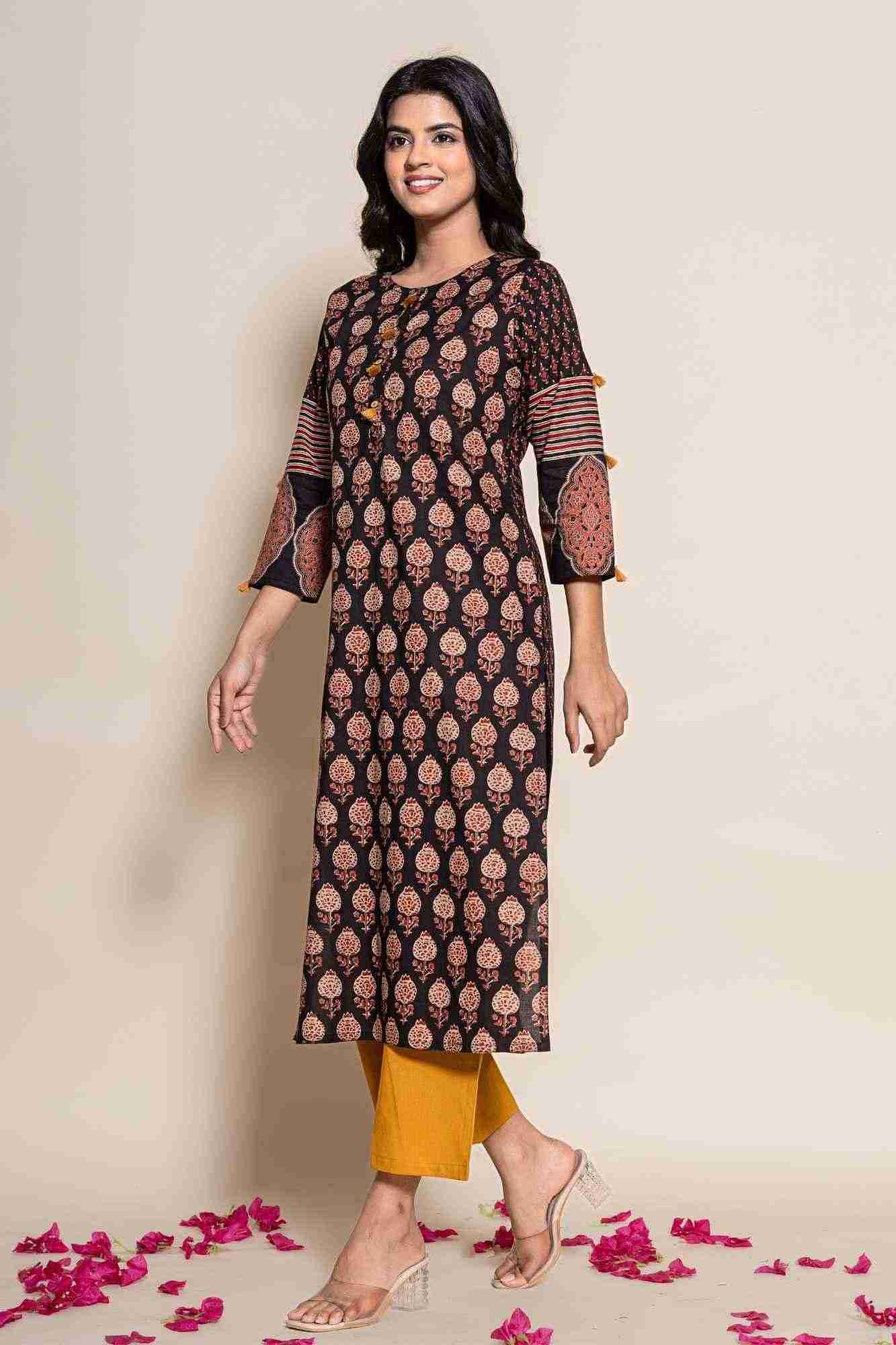Naksh Black Cotton Straight Printed Kurta and Yellow Pants