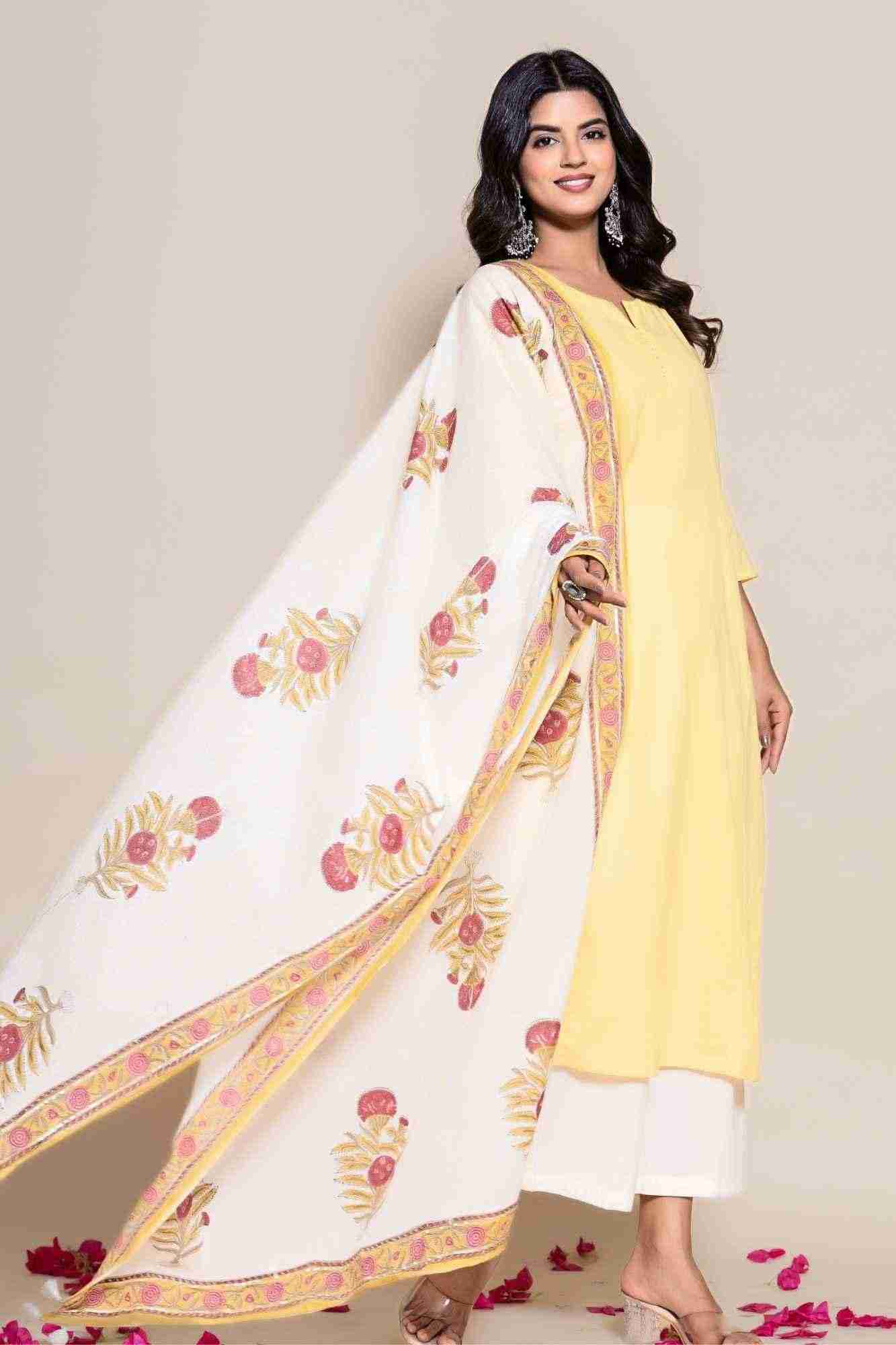 Naksh Yellow Cotton Solid Kurta And Printed Dupatta