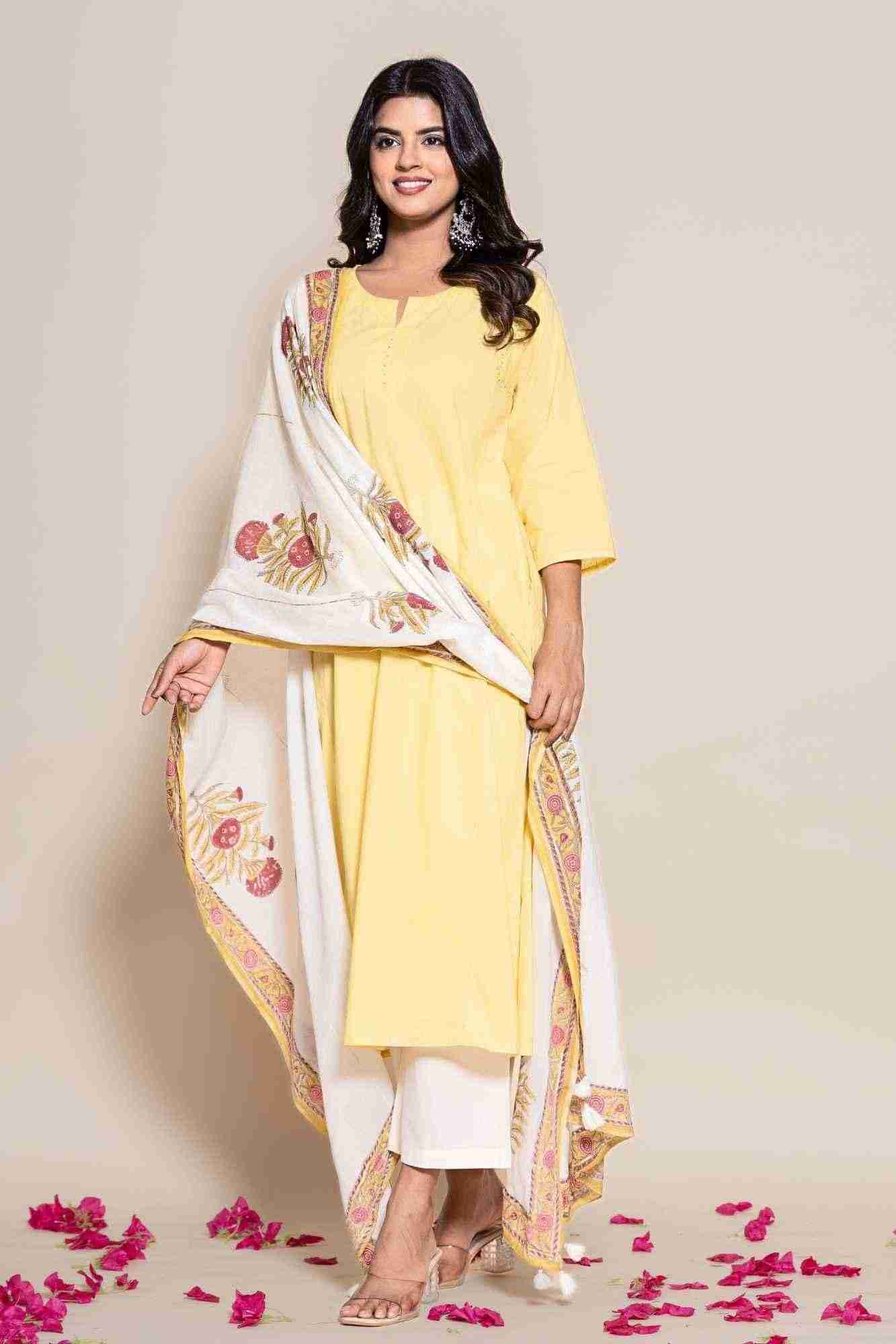 Naksh Yellow Cotton Solid Kurta And Printed Dupatta