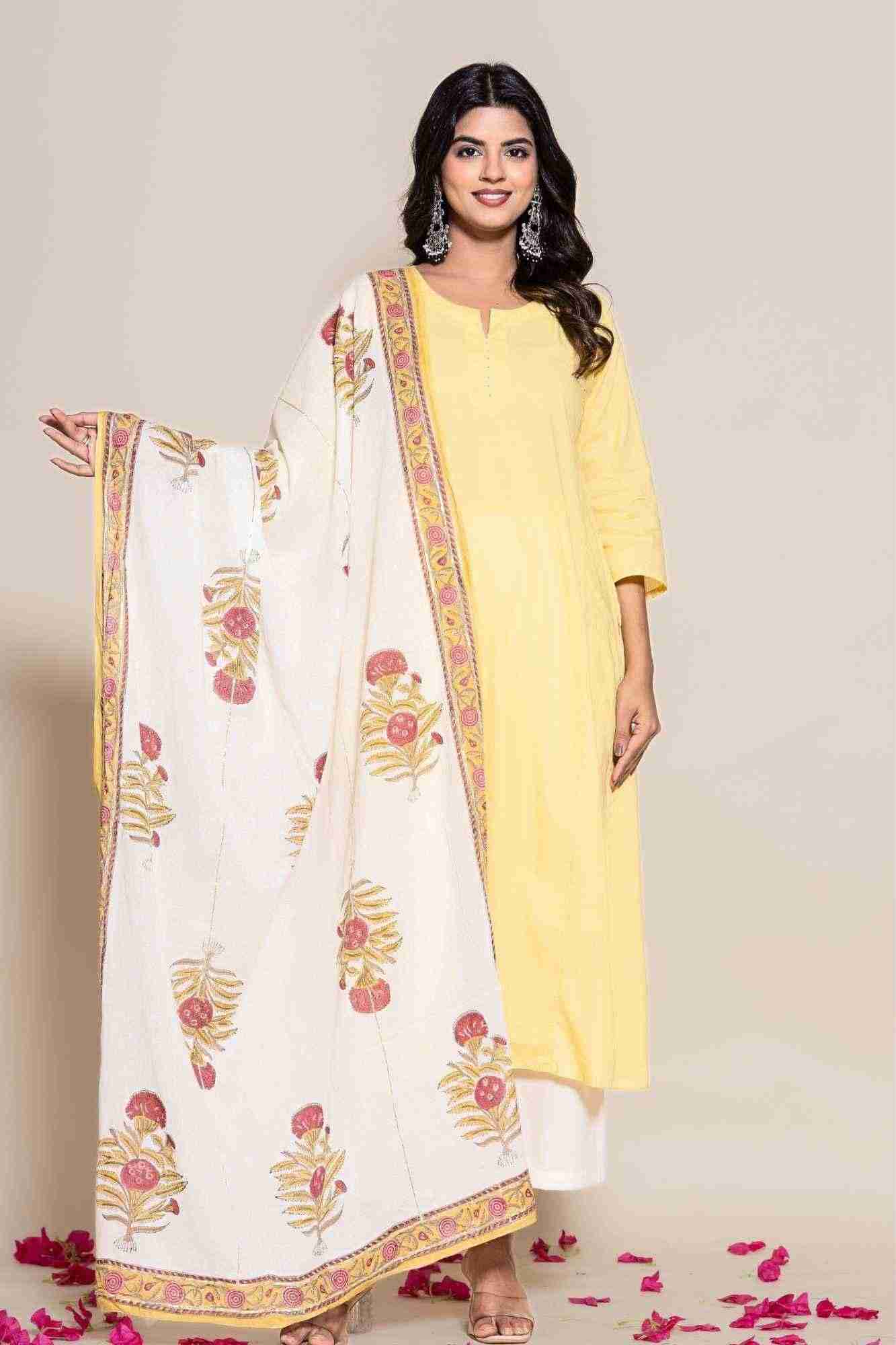 Naksh Yellow Cotton Solid Kurta And Printed Dupatta