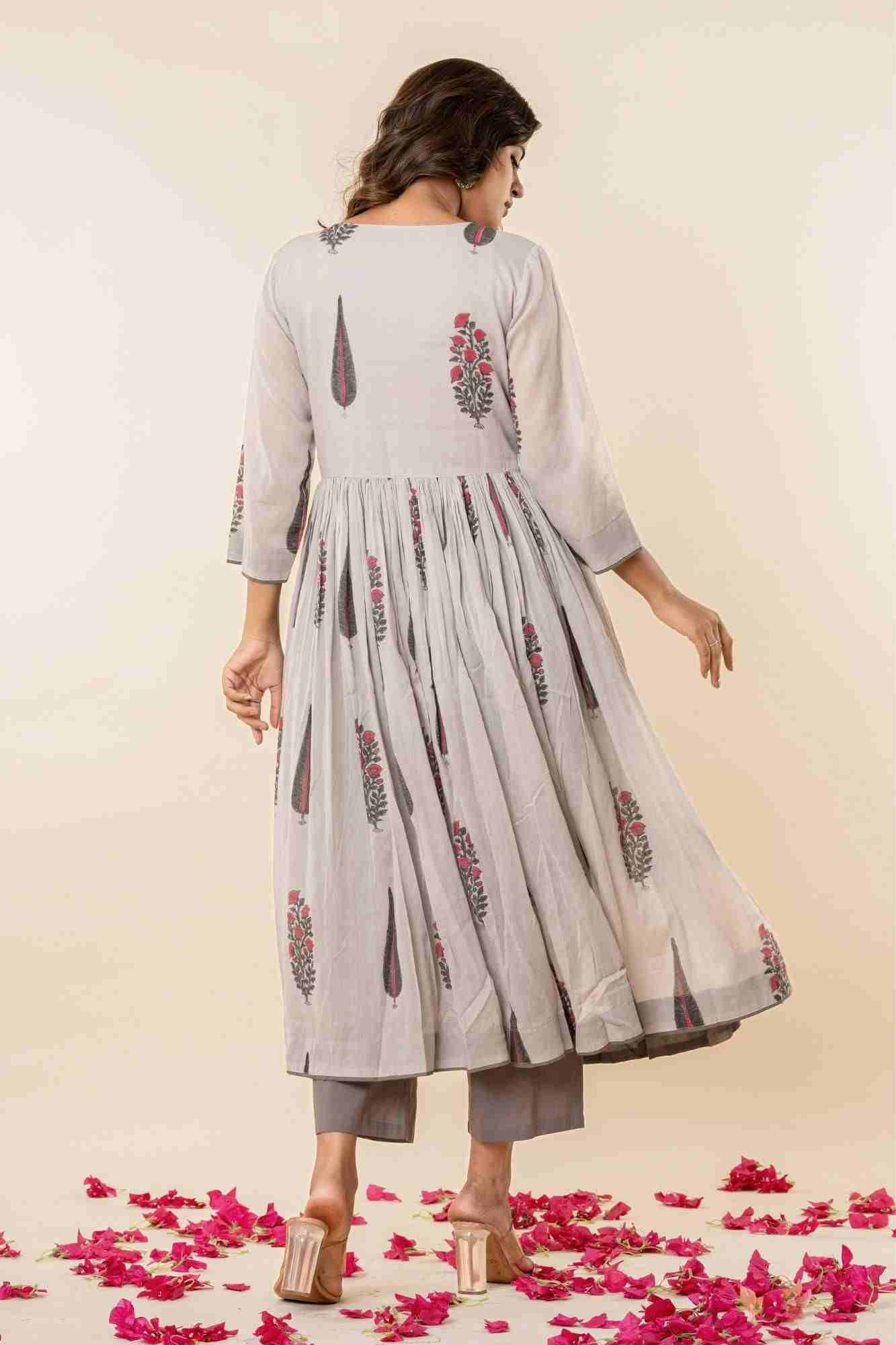 Naksh Light Grey Mulmul Gathered Kurta Pants Set