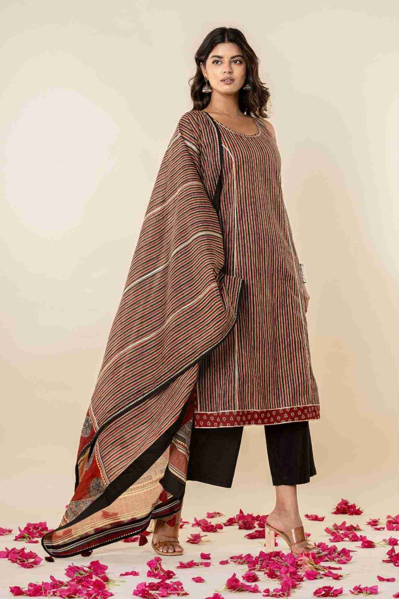 Striped Cotton Sleeveless Kurta Pants with Dupatta