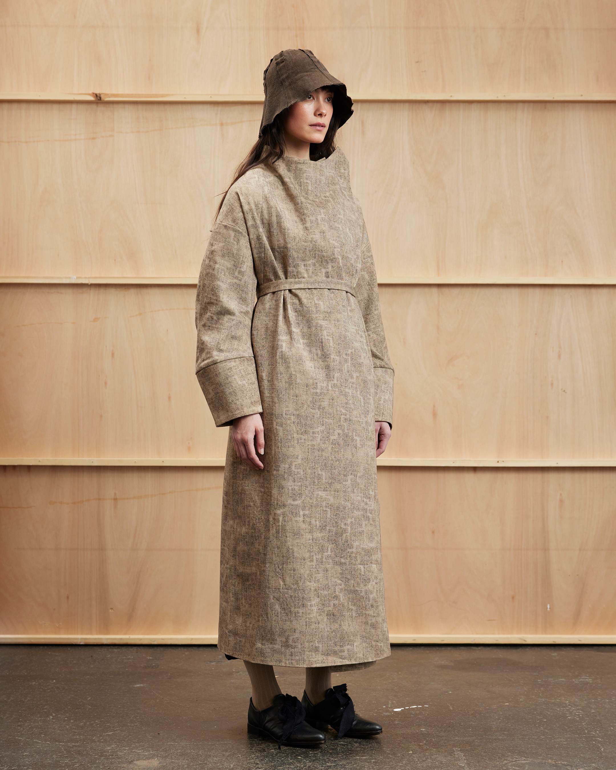 Voluminous Sleeve Coat