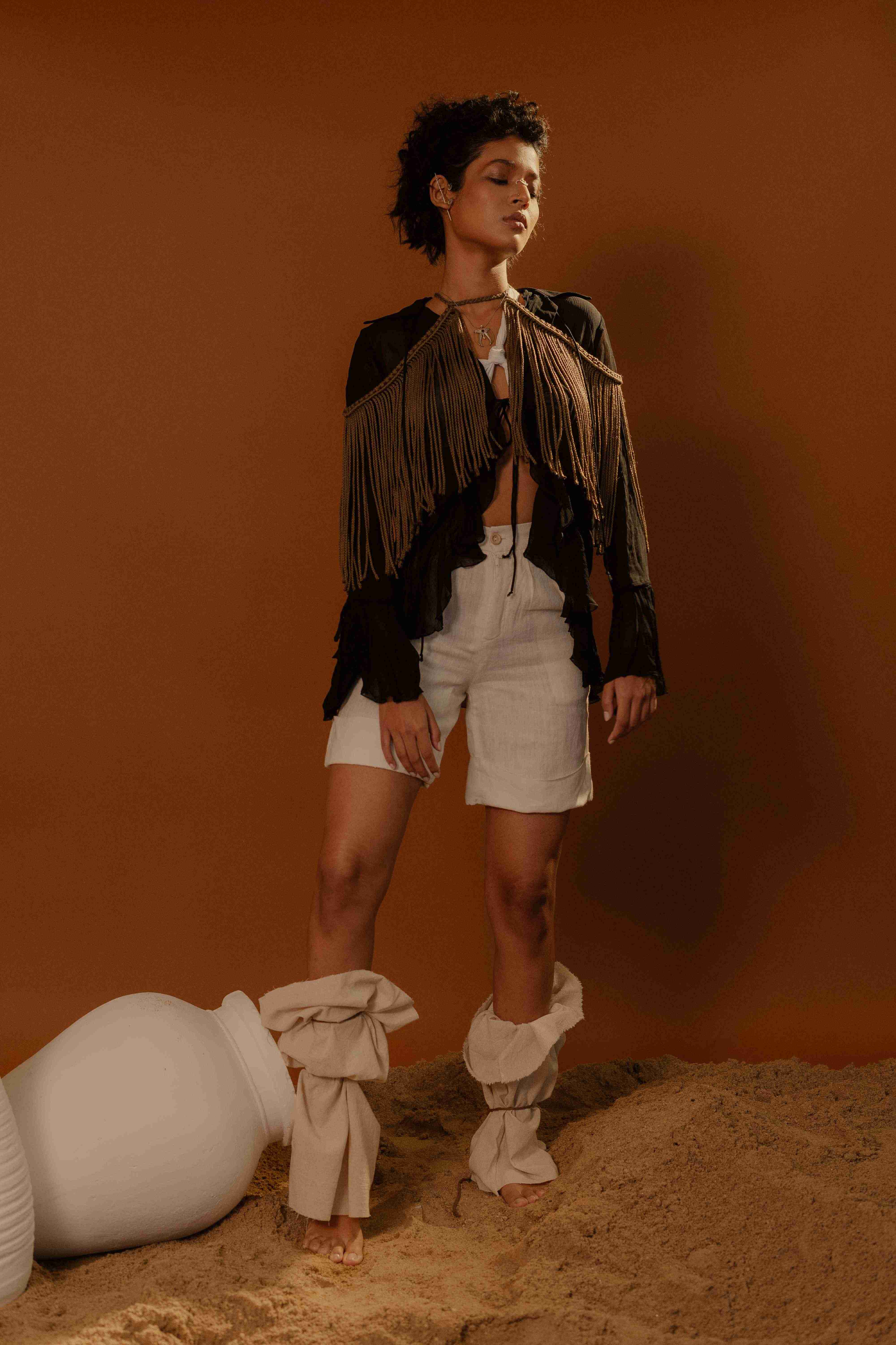 Shoulder Me The Details