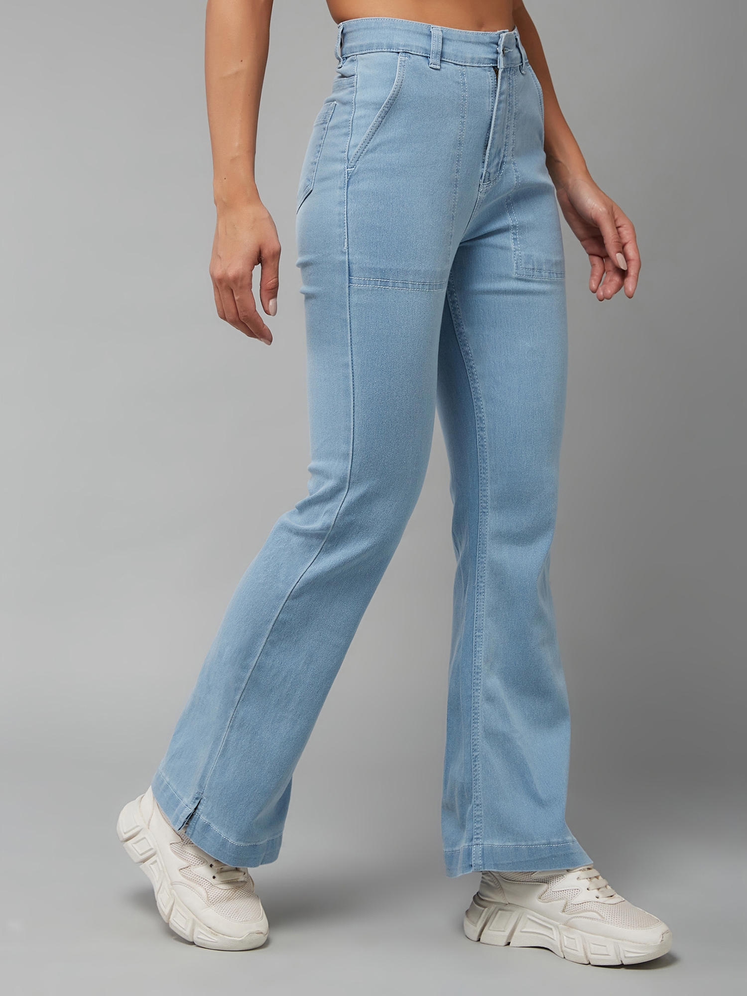 Women's Blue Tapered Fit High Rise Clean Look Regular Stretchable