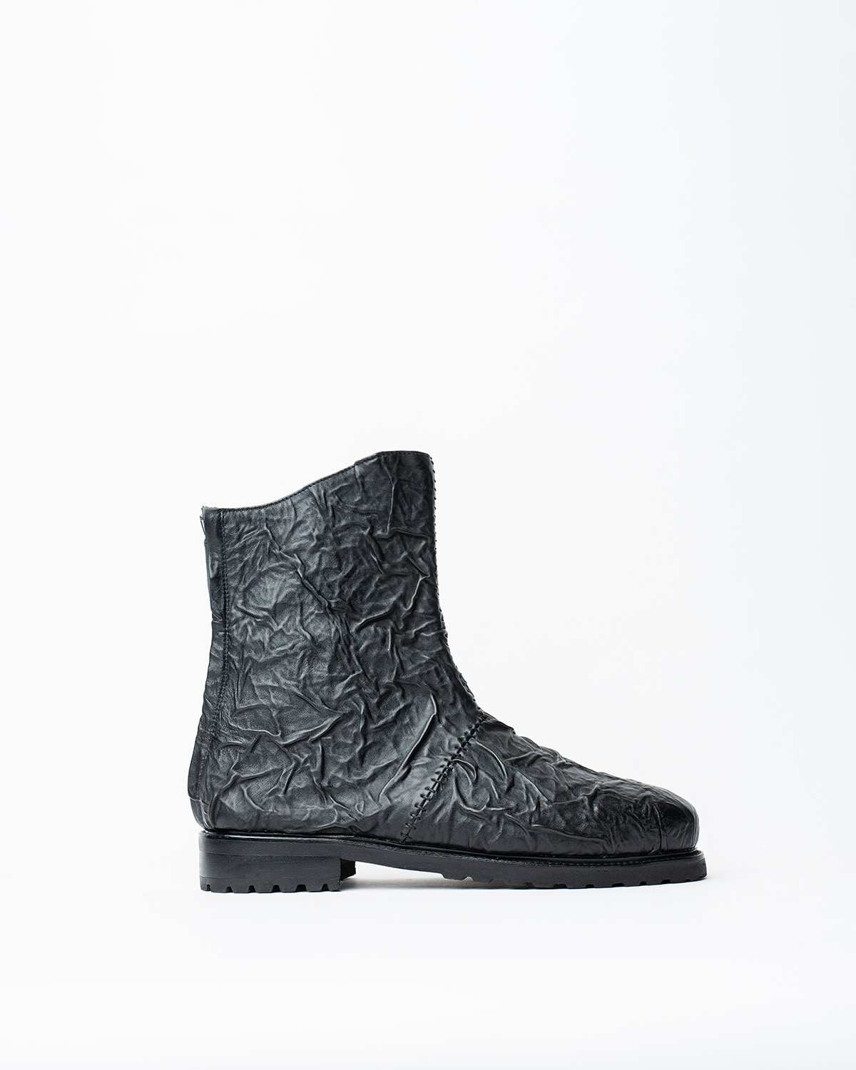 Ankle Boots With a Rounded Toe, Featuring a Back Zip Closure