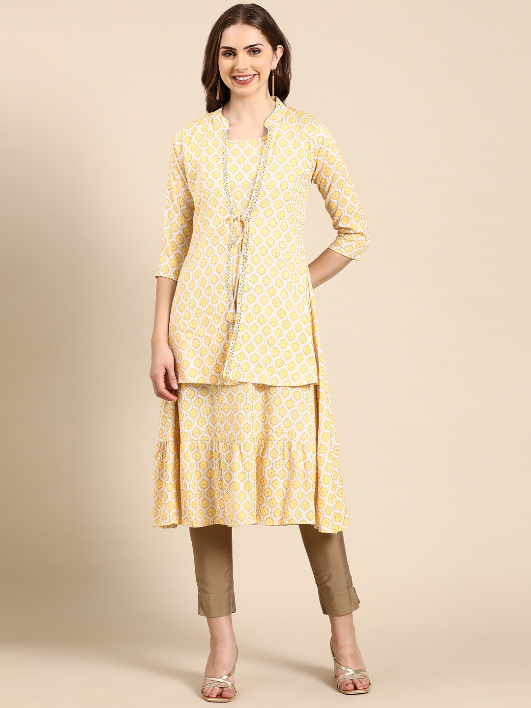 SHOWOFF Women's Mandarin Collar Geometric Yellow A-Line Kurta