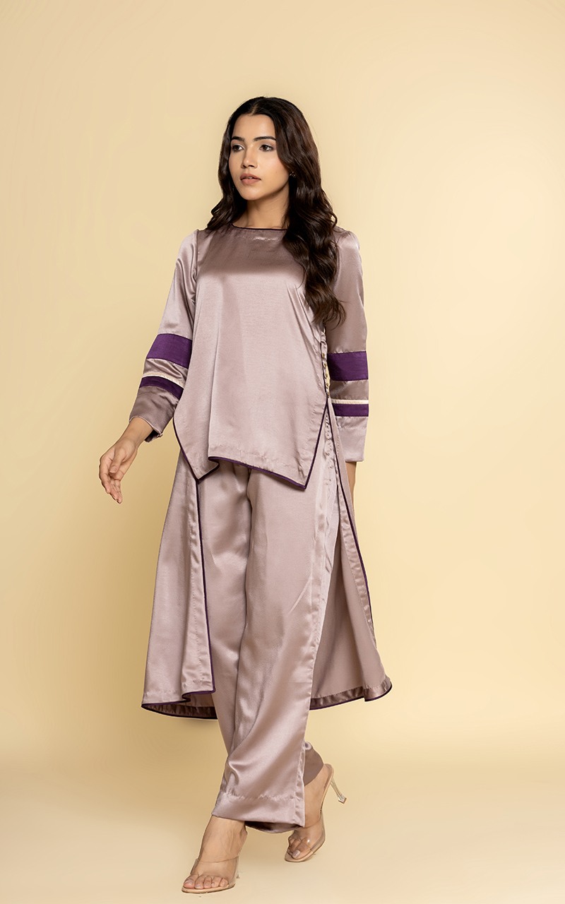 Purple co-ord set with side slits and button detailing