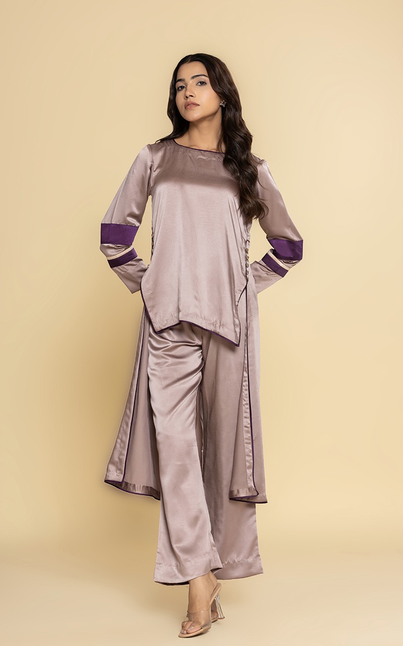 Purple co-ord set with side slits and button detailing