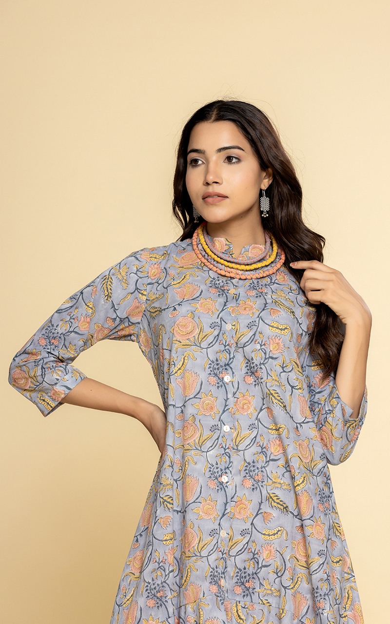 Block printed grey dress with a neckpiece