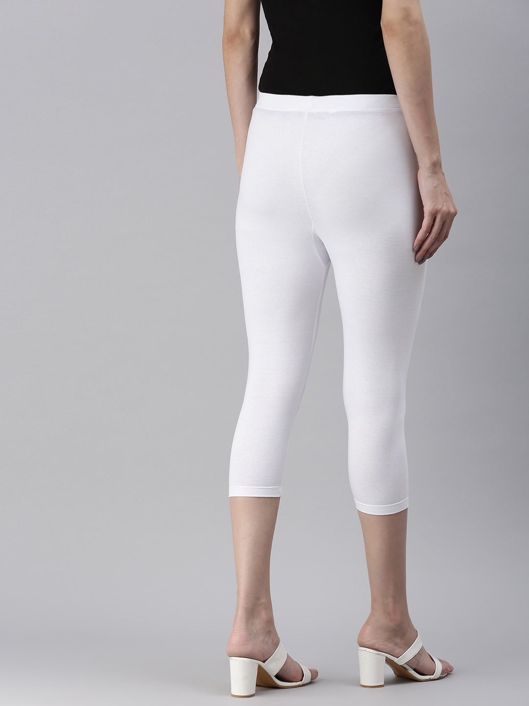 Buy White Leggings for Women by De Moza Online | Ajio.com