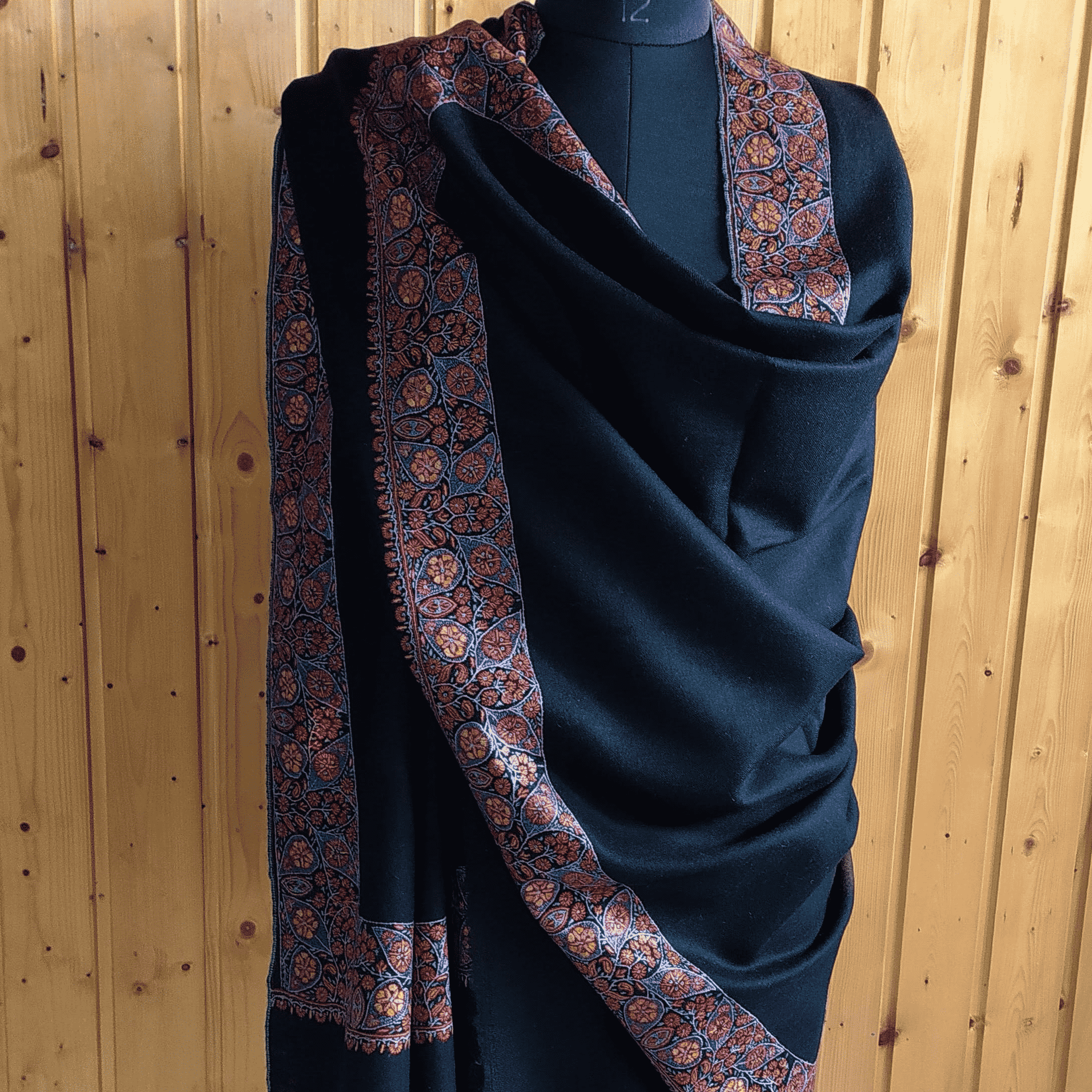 Black Hashi Dar Shawl