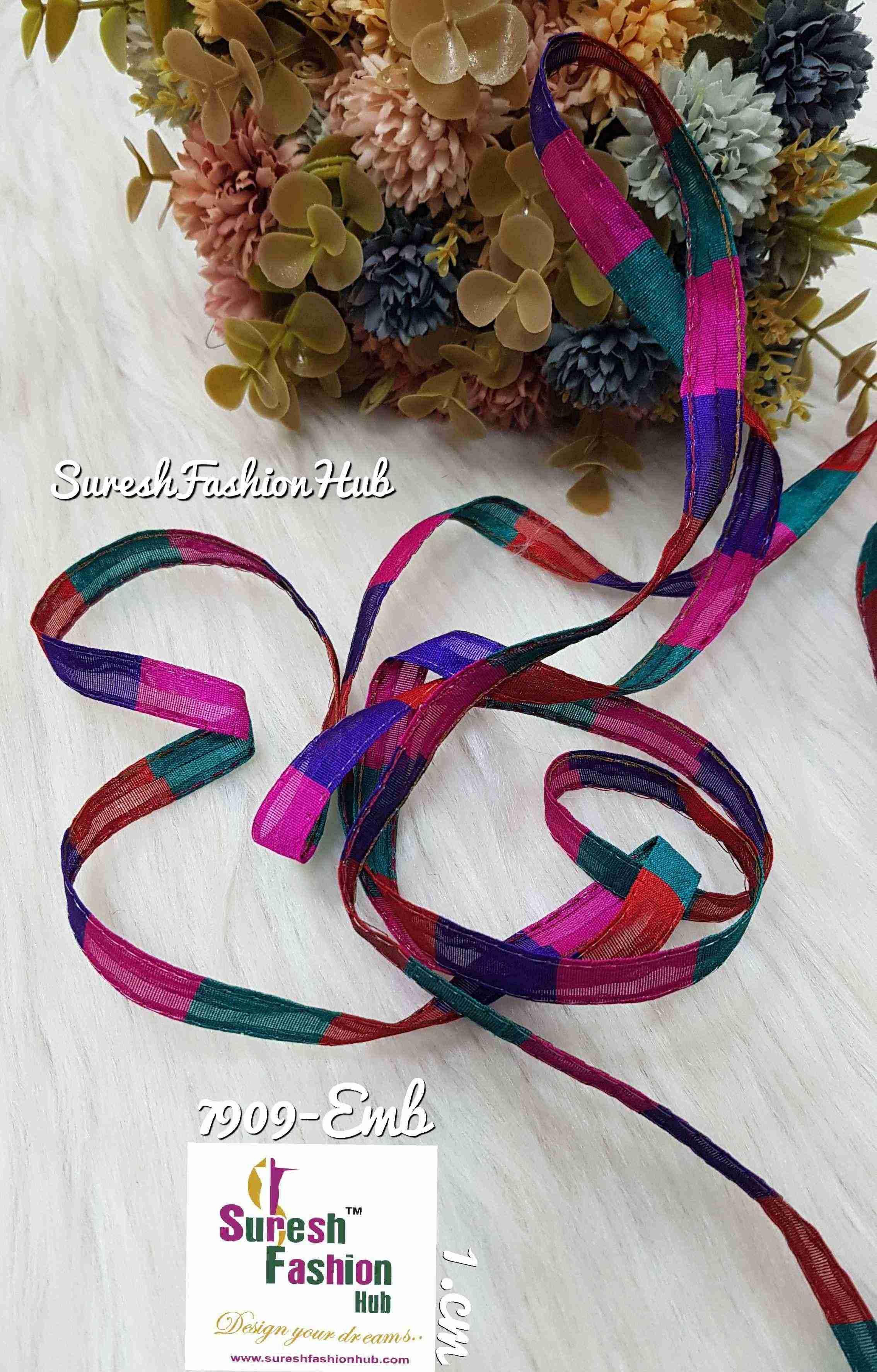 Indian Laces Embellishments Embroidery Saree Border  Wholesale Silk Crafting Sewing Decorative Designer Ribbons #bohobagmaking #fedorahats  #minne  #lndianlaces  #Sareeborder #アニー都城  #pasamanerías #pasamaneriasbordadas #Embellishments #可愛いマスク  #Embroiderytrimmings #アクセサリーパーツ #インドレース #homedecorating #galonesimportados #
