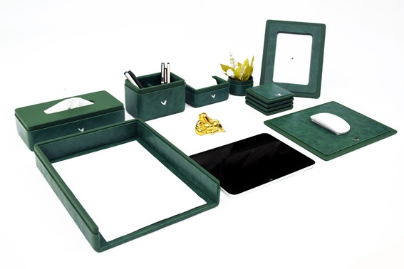 Desk Set | Light | SO8 | Moderno | Olive Green