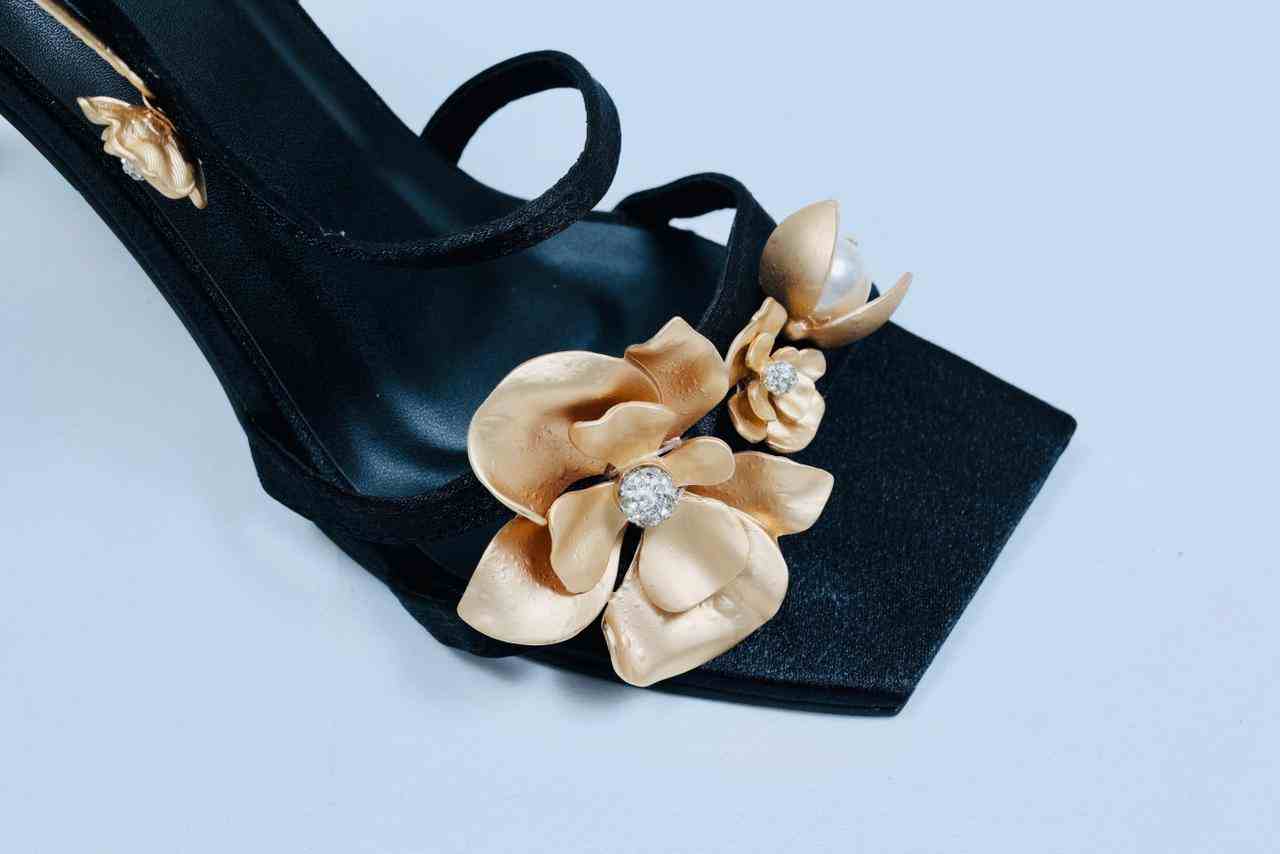 La Flor Heels