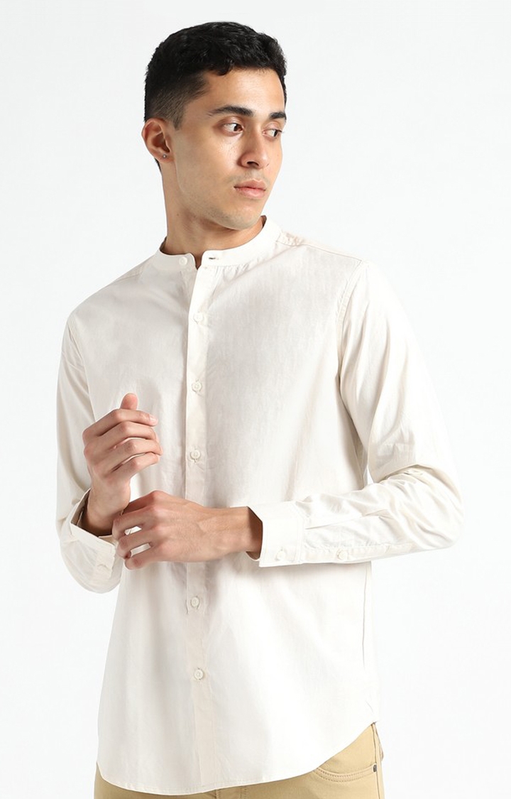 livbio | Men Beige Cotton Solid Casual Shirts