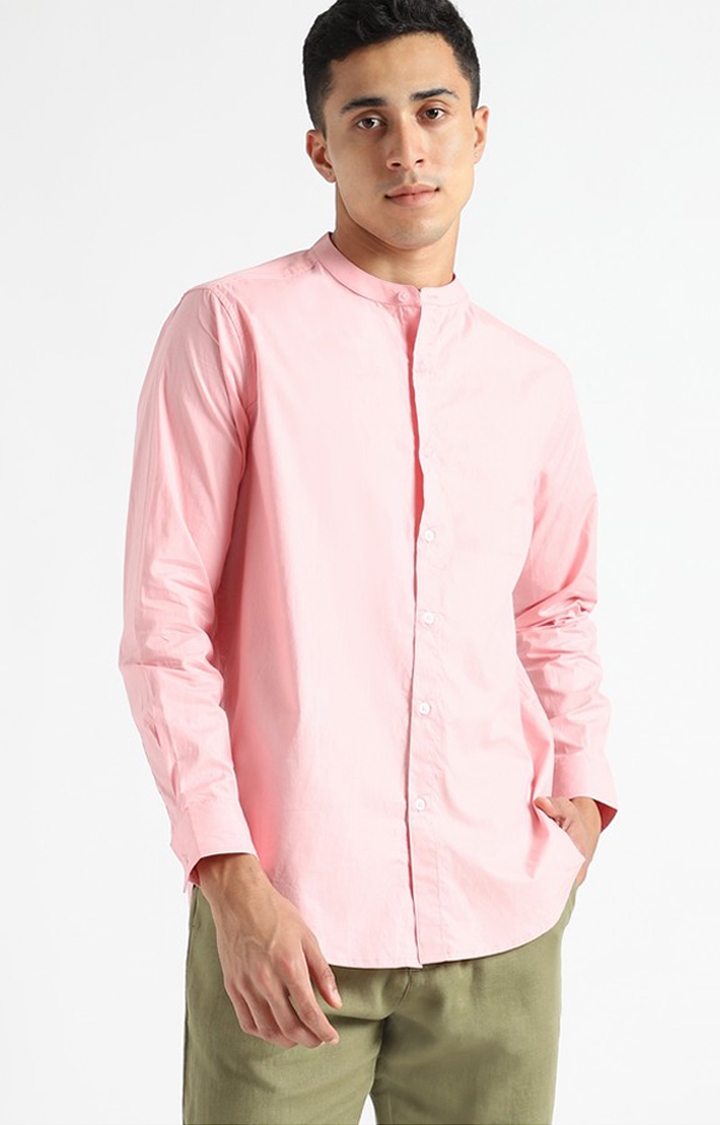 livbio | Men Pink Cotton Solid Casual Shirts