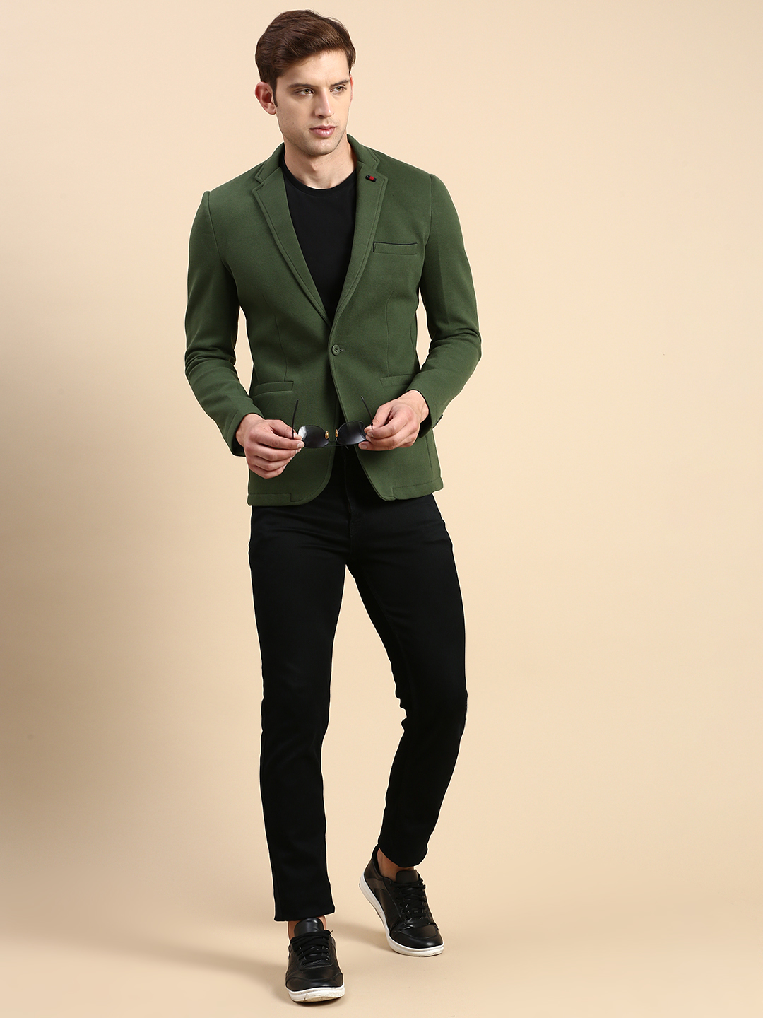SHOWOFF Men's Single Breasted Green Solid Slim Fit Blazer
