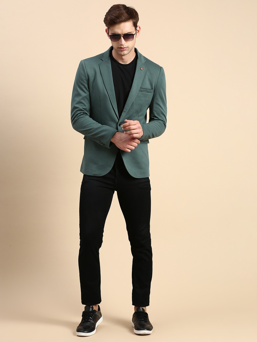 SHOWOFF Men's Single Breasted Green Solid Slim Fit Blazer
