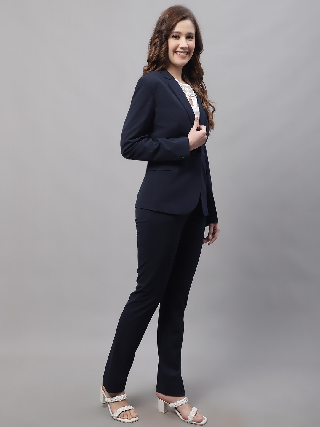 Cantabil jackets for store womens