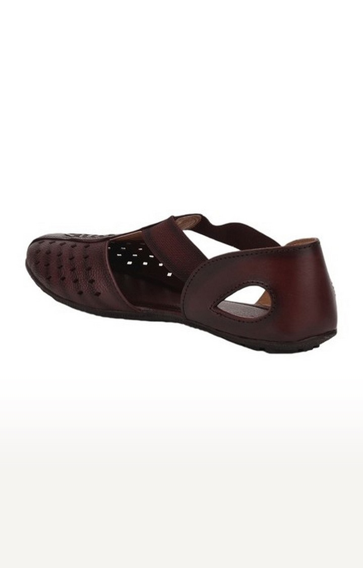 Women's Red Slip On Closed Toe Sandals