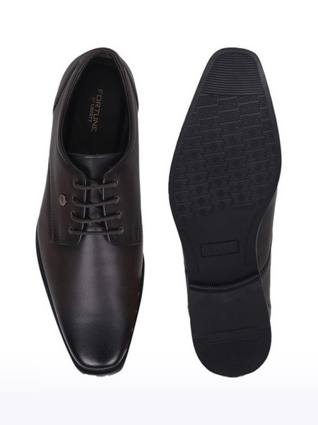 Liberty fortune hotsell black formal shoes