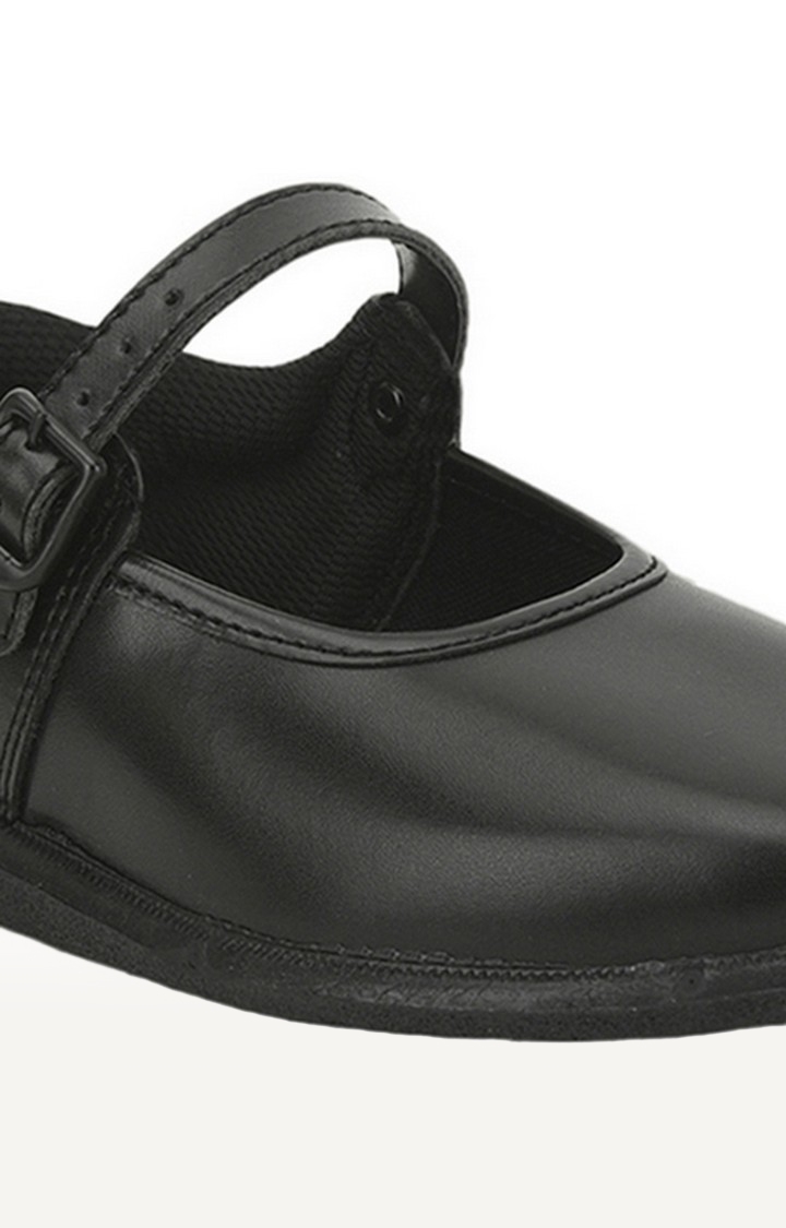 Girl's Black Buckle Round Toe School Shoes