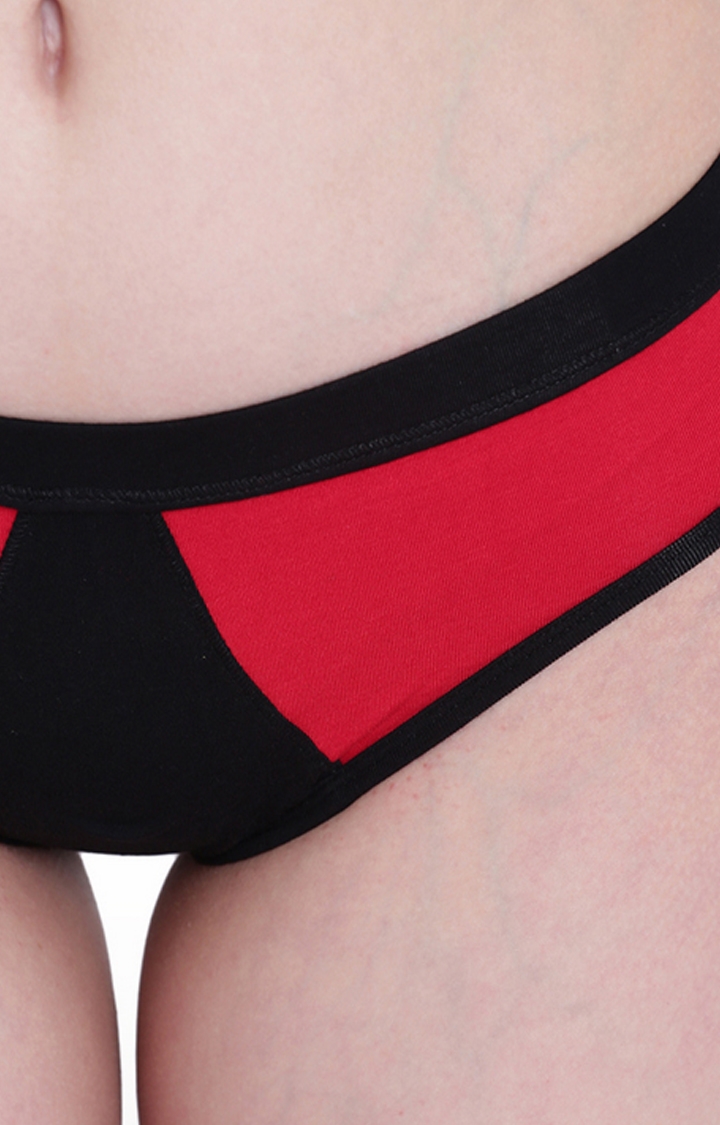 La Intimo | Red and Black Solid Swimsuit 5