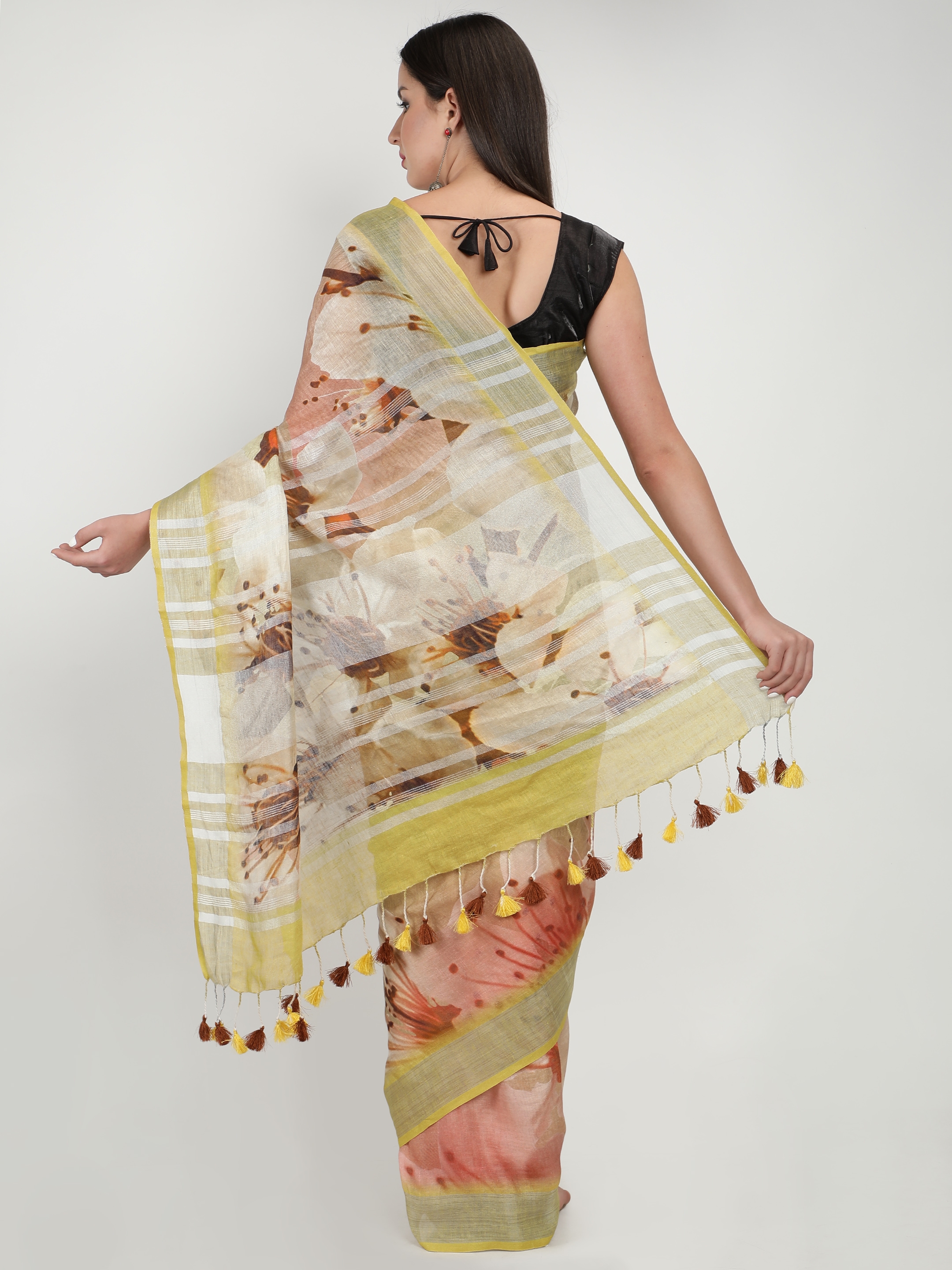 Loophoop | Digital Printed Linen Saree with Blouse 3
