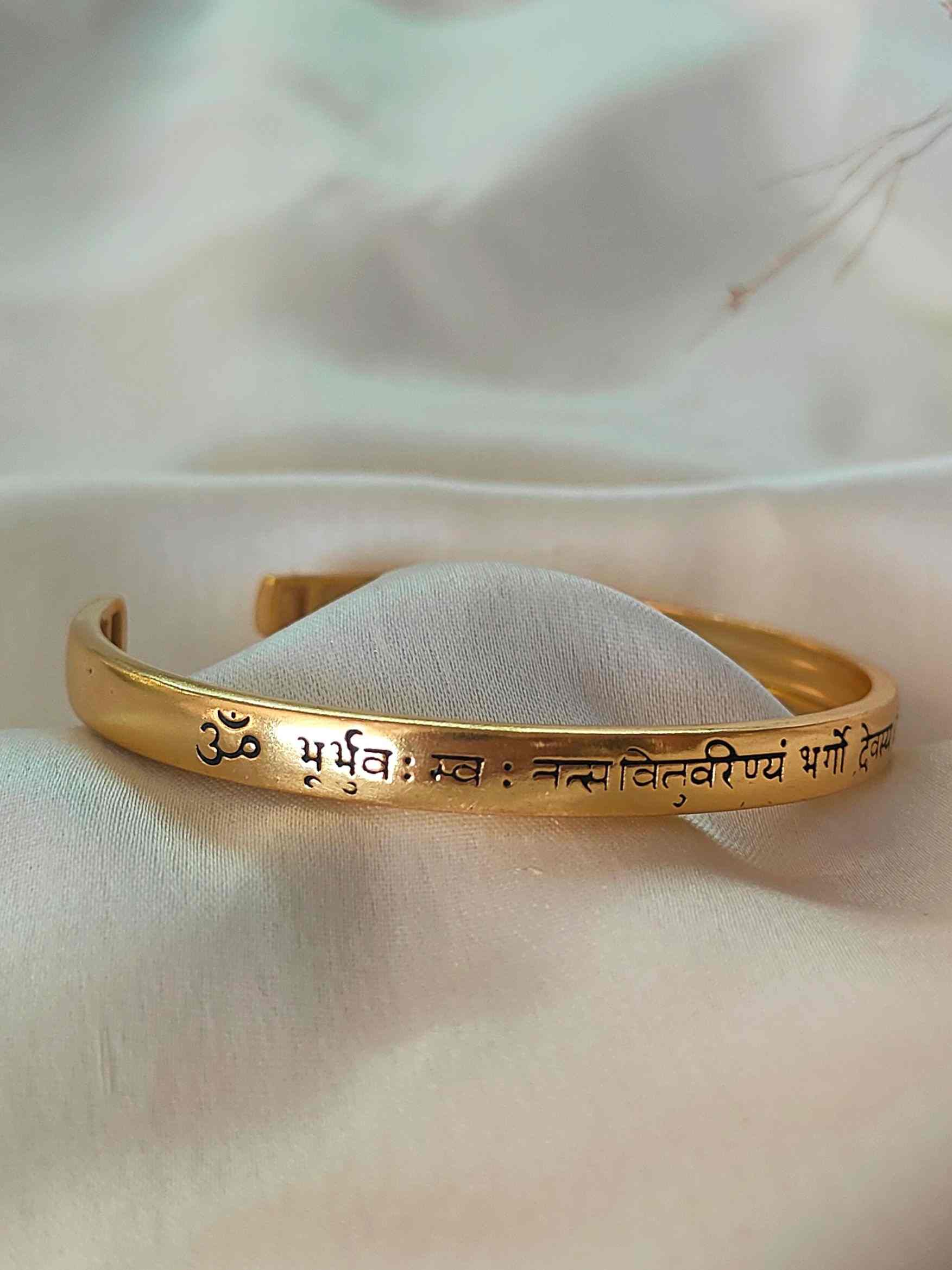 Gayatri Mantra bangle Female