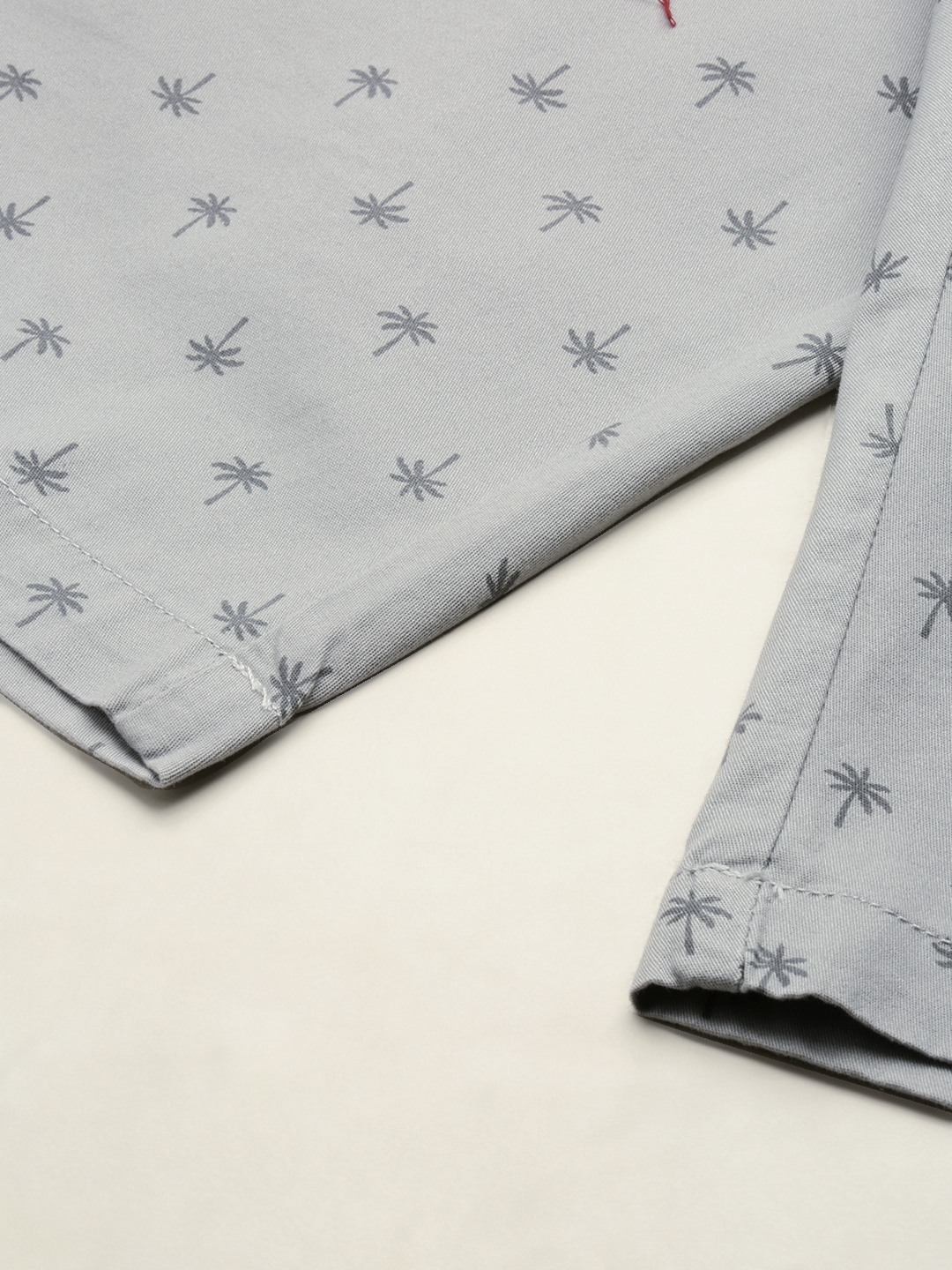 SHOWOFF Men's Knee Length Printed Grey Mid-Rise Regular Shorts