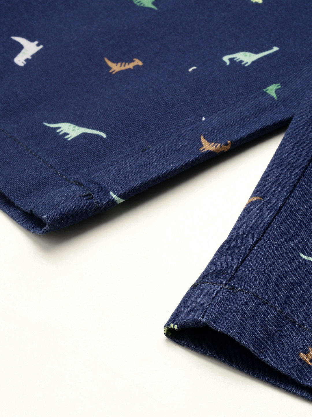 SHOWOFF Men's Knee Length Printed Navy Blue Mid-Rise Regular Shorts
