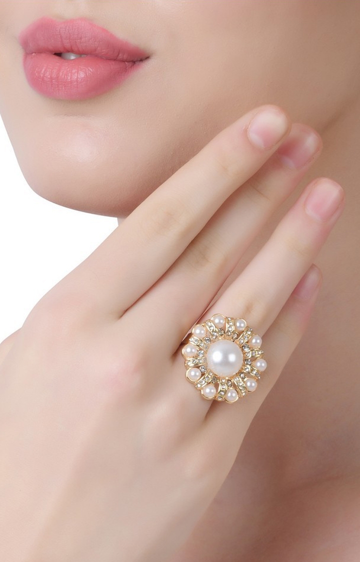 Lilly & sparkle | Lilly & Sparkle Gold toned crystal and pearl studded adjustable cocktail ring 0