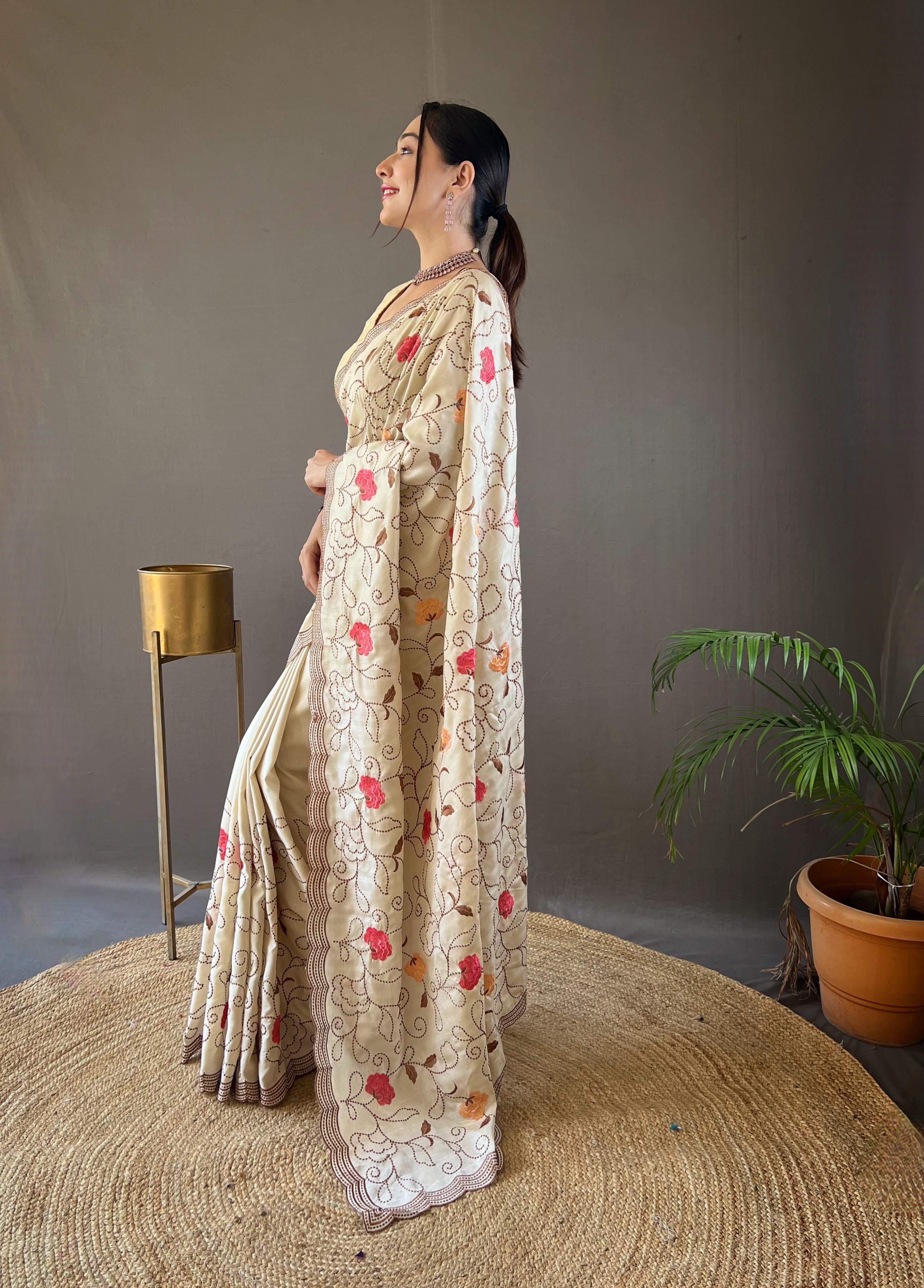 Tasarika Women Silk   Cream Saree Leela_Cream