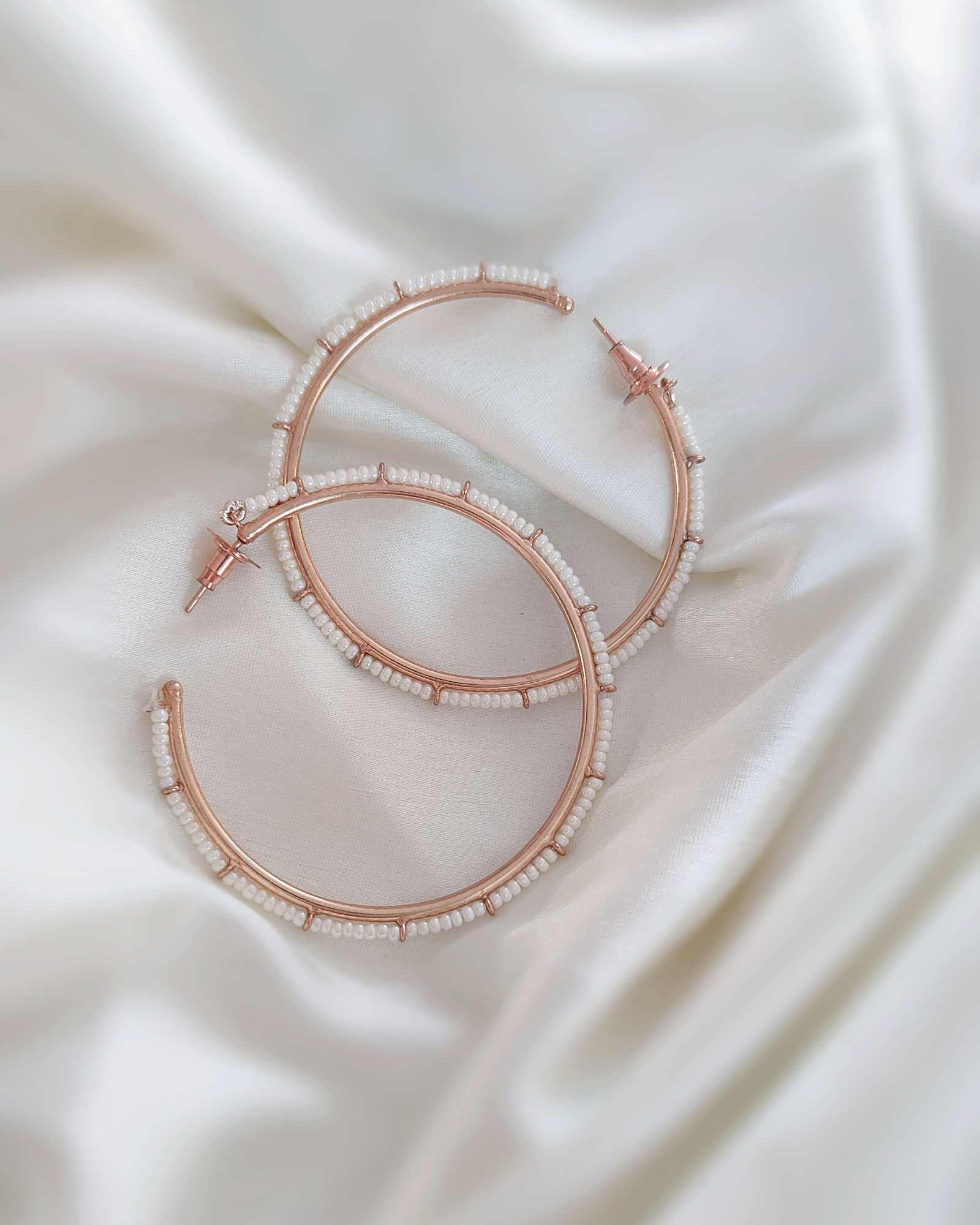 Pearl Hoop