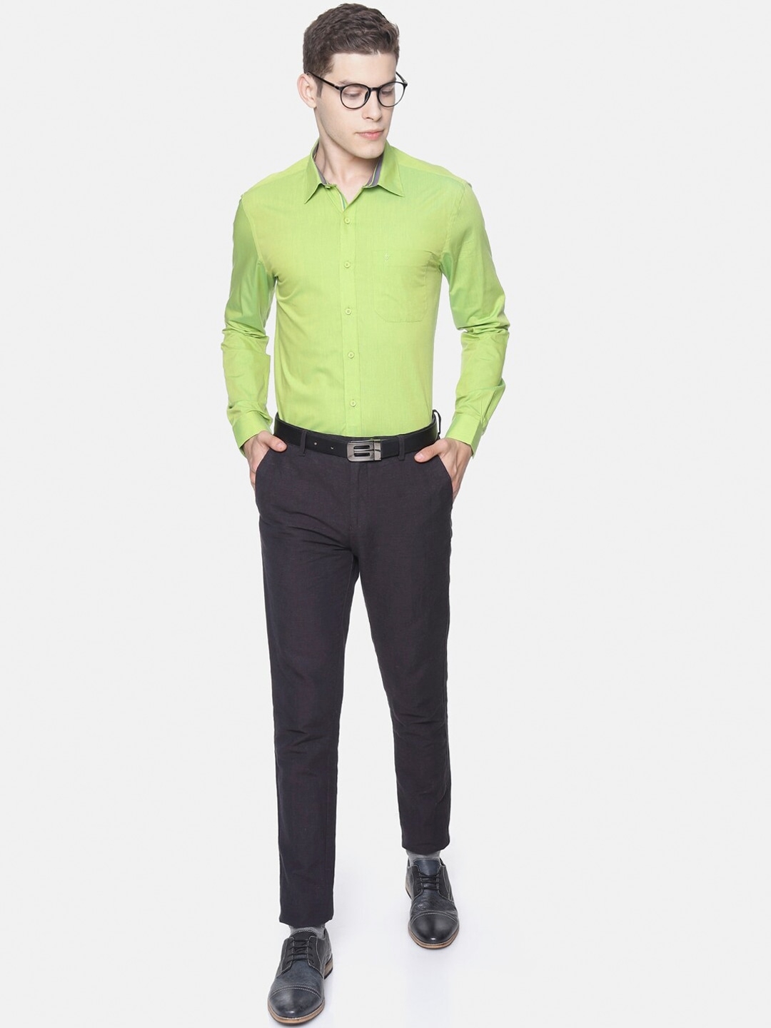 Ramraj Cotton | RAMRAJ COTTON Men Green Smart Slim Fit Solid Formal Shirt 4