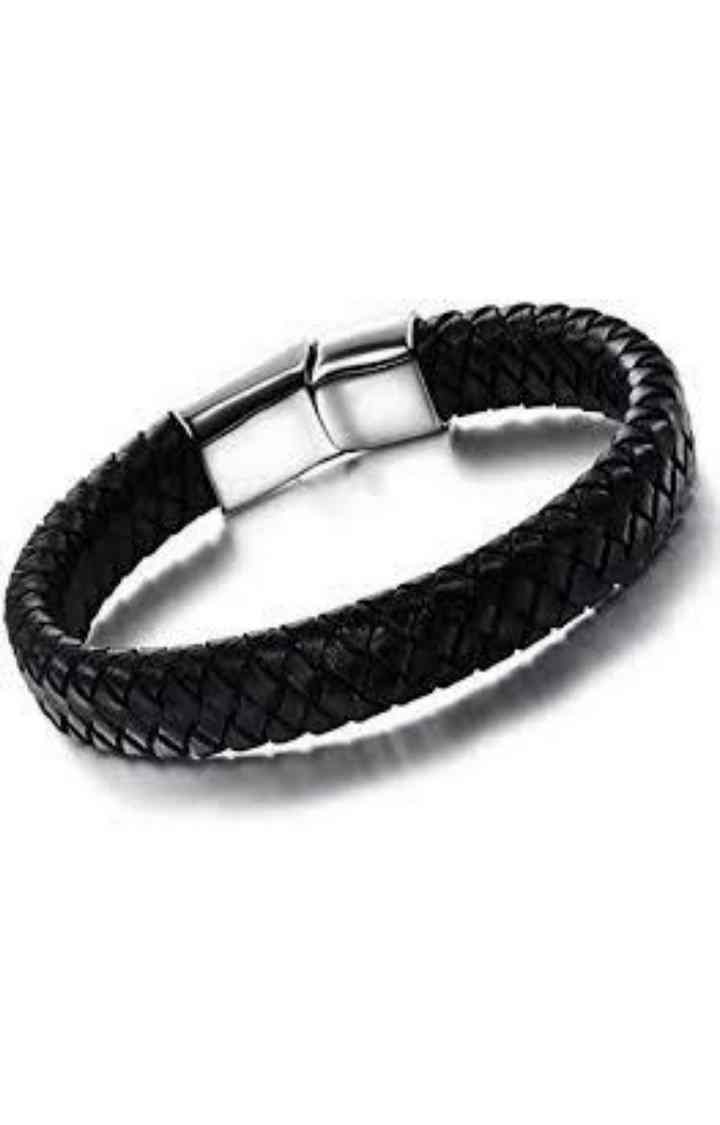 Avrum Black Leather Bracelet