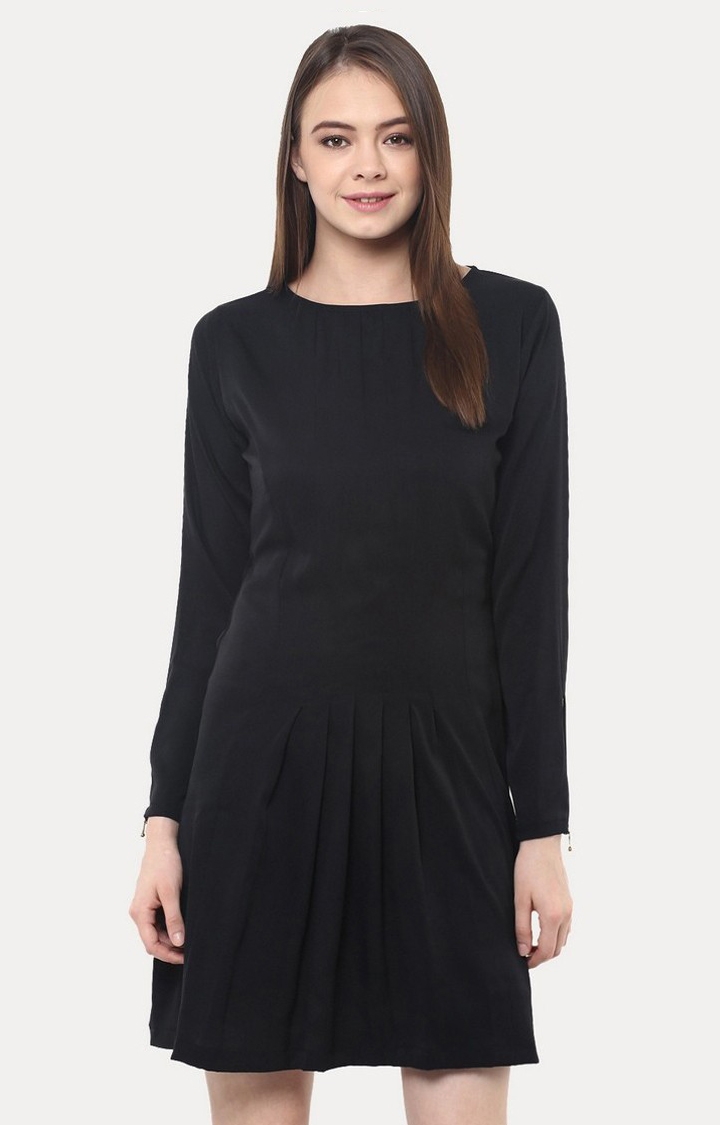 MISS CHASE | Women's Black Polyester SolidCasualwear Shift Dress