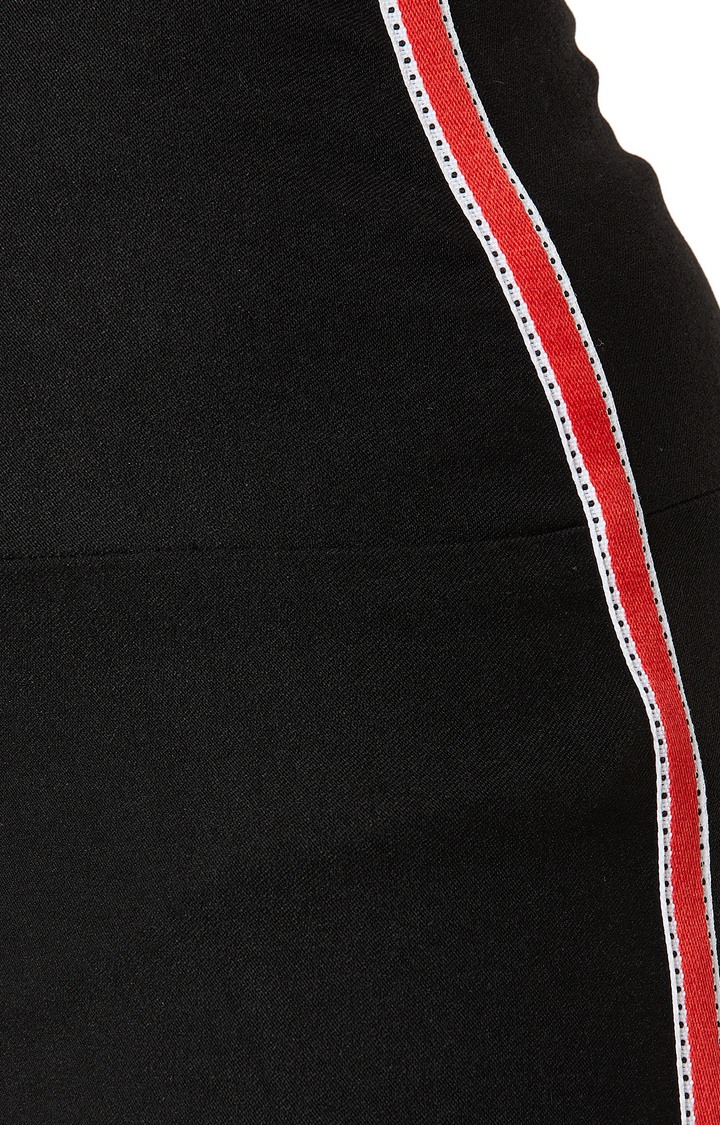 Women's Black Solid Jeggings